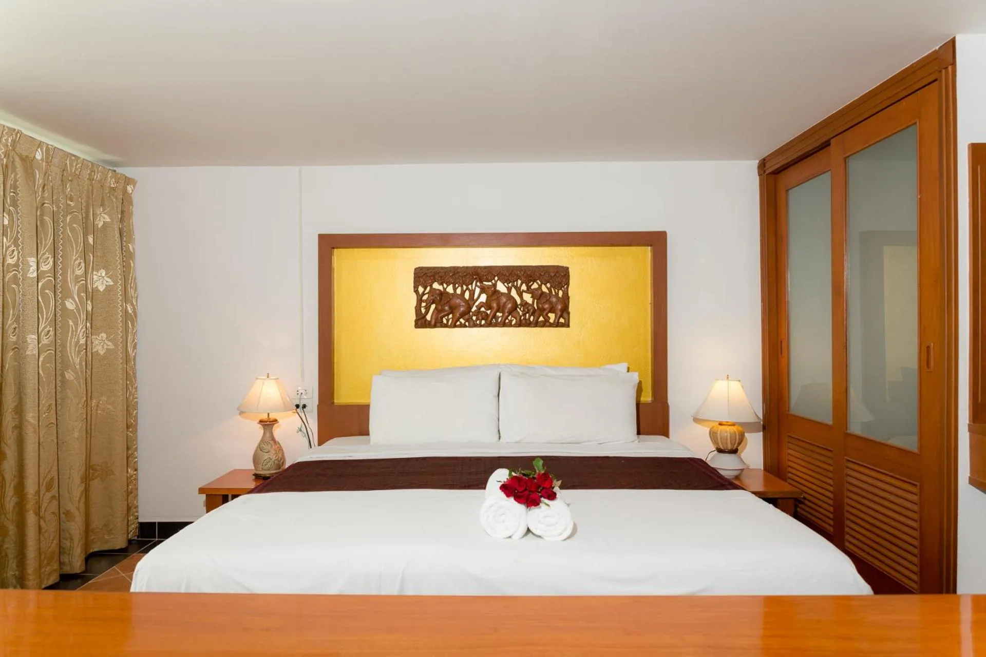 Bed in The Garden Place Pattaya