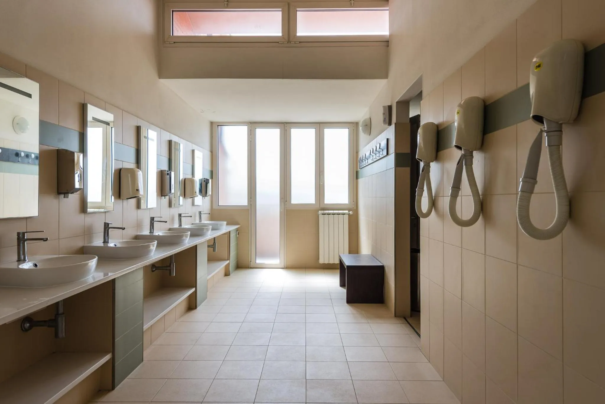 Bathroom in Eliopoli Beach Hostel & Restaurant