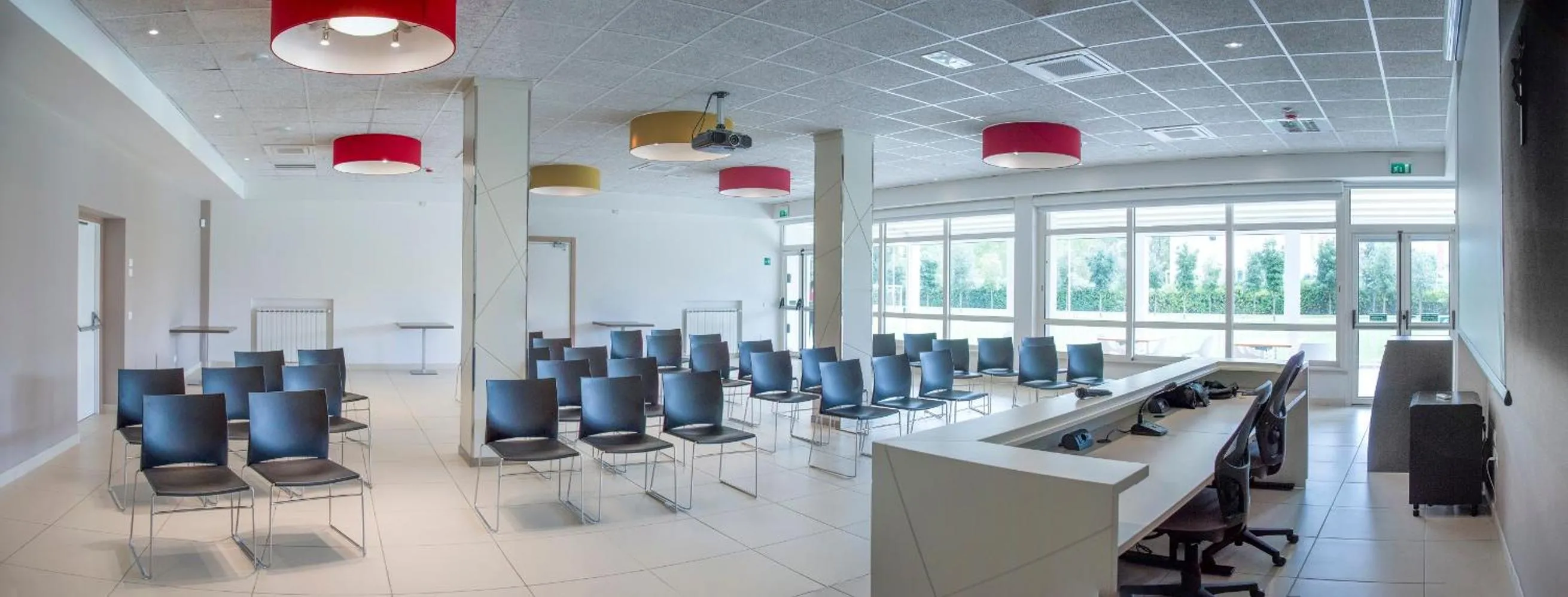 Business facilities in Eliopoli Beach Hostel & Restaurant