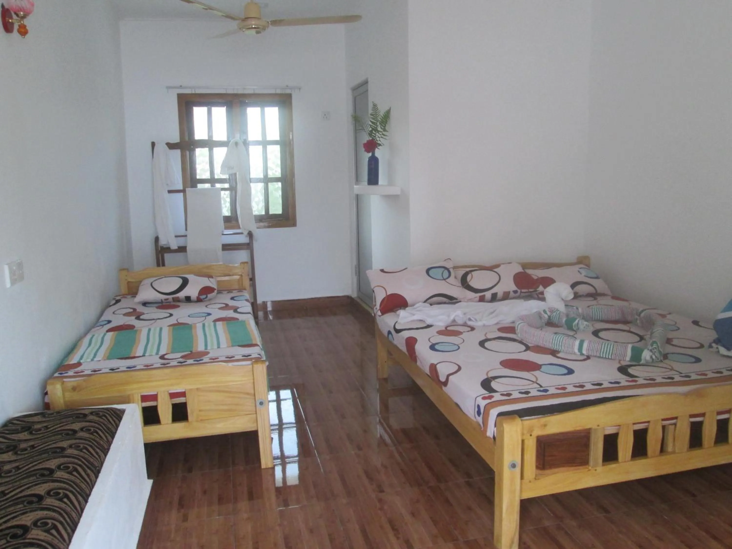 Bed in Thirumalai Park