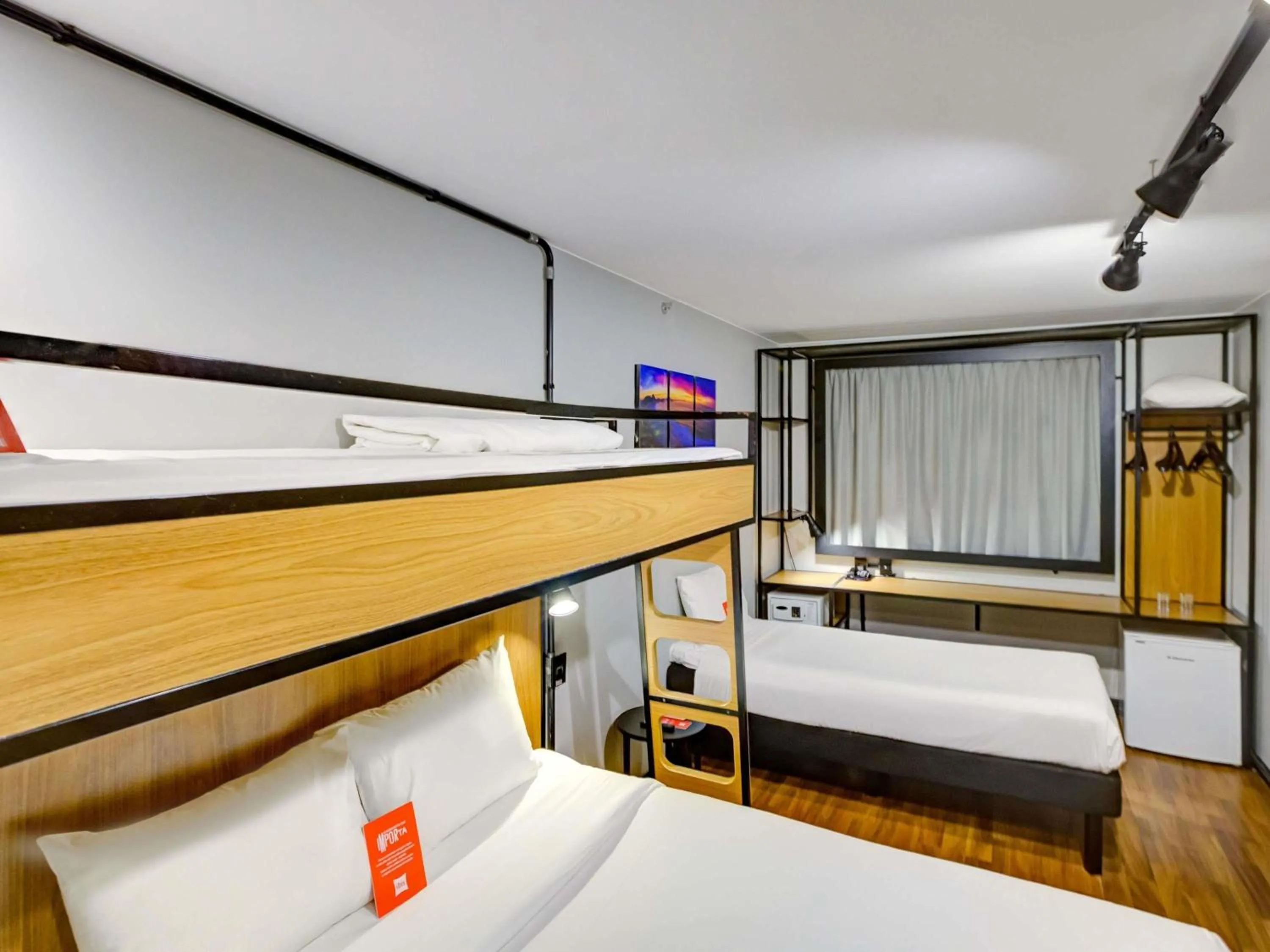 Bedroom, Bed in ibis Copacabana Posto 2