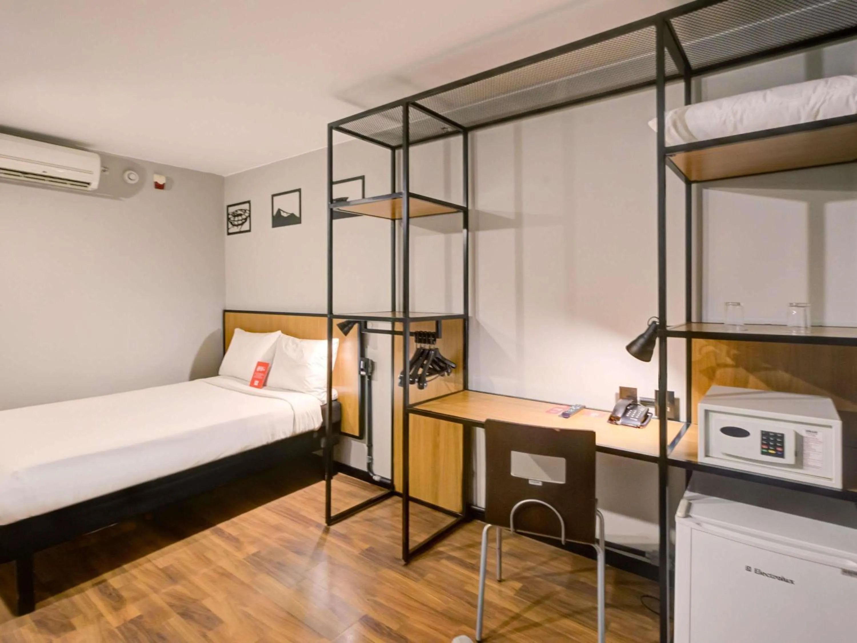 Bedroom, Bed in ibis Copacabana Posto 2