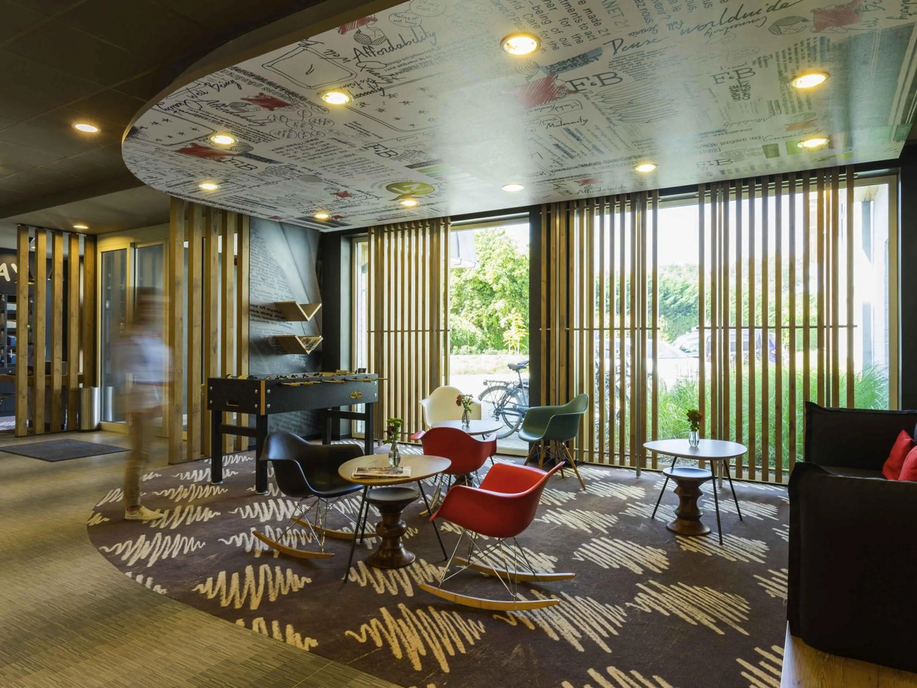 Lounge or bar in ibis De Haan