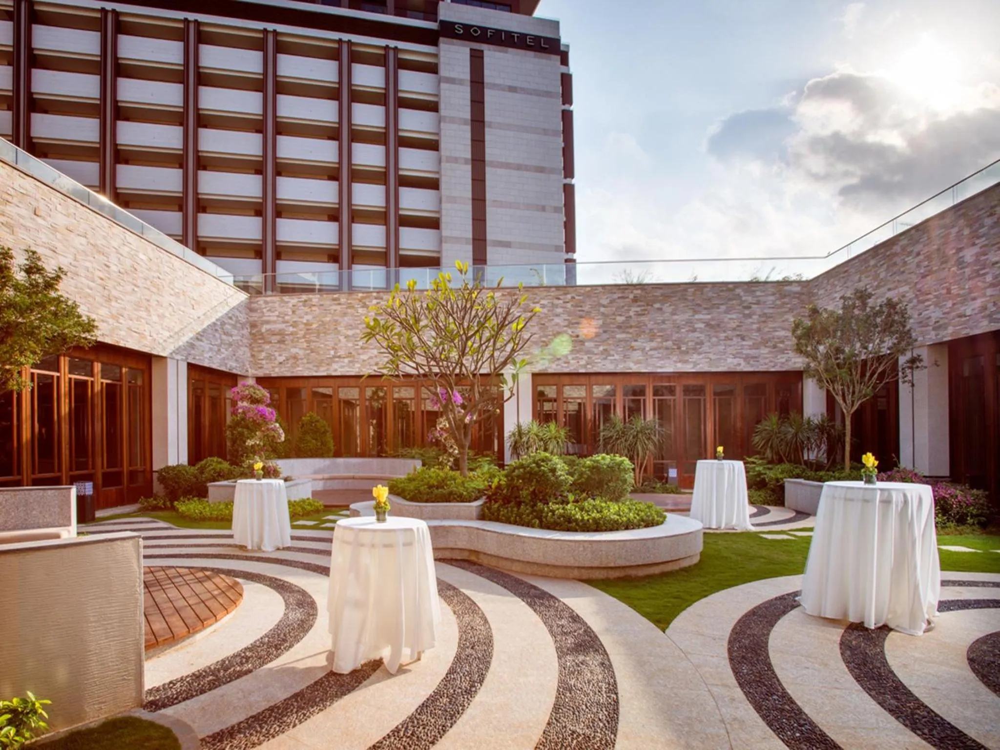 Facade/entrance in Sofitel Sanya Leeman Resort