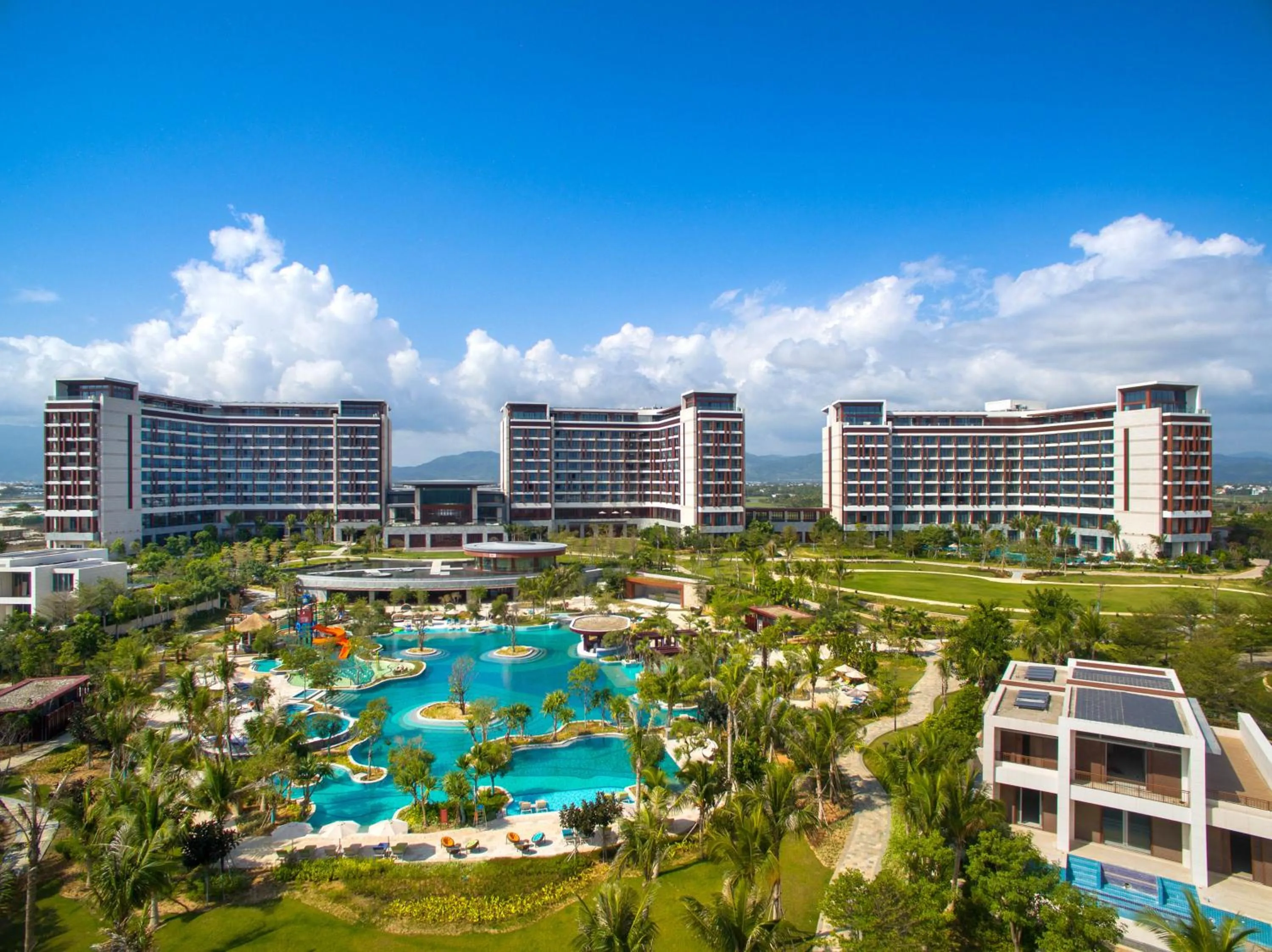 Property building in Sofitel Sanya Leeman Resort