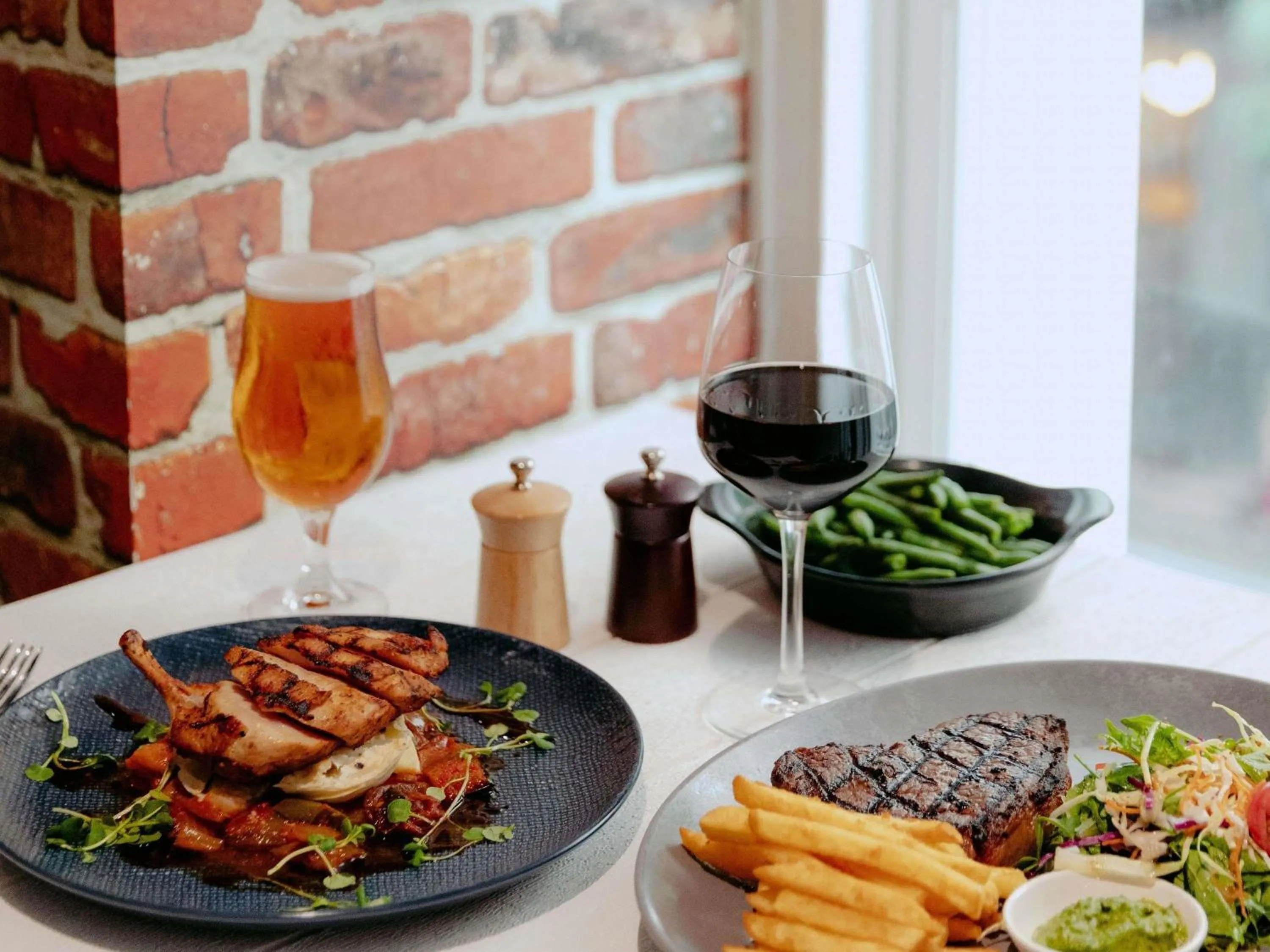 Restaurant/places to eat in ibis Styles Brisbane Elizabeth Street