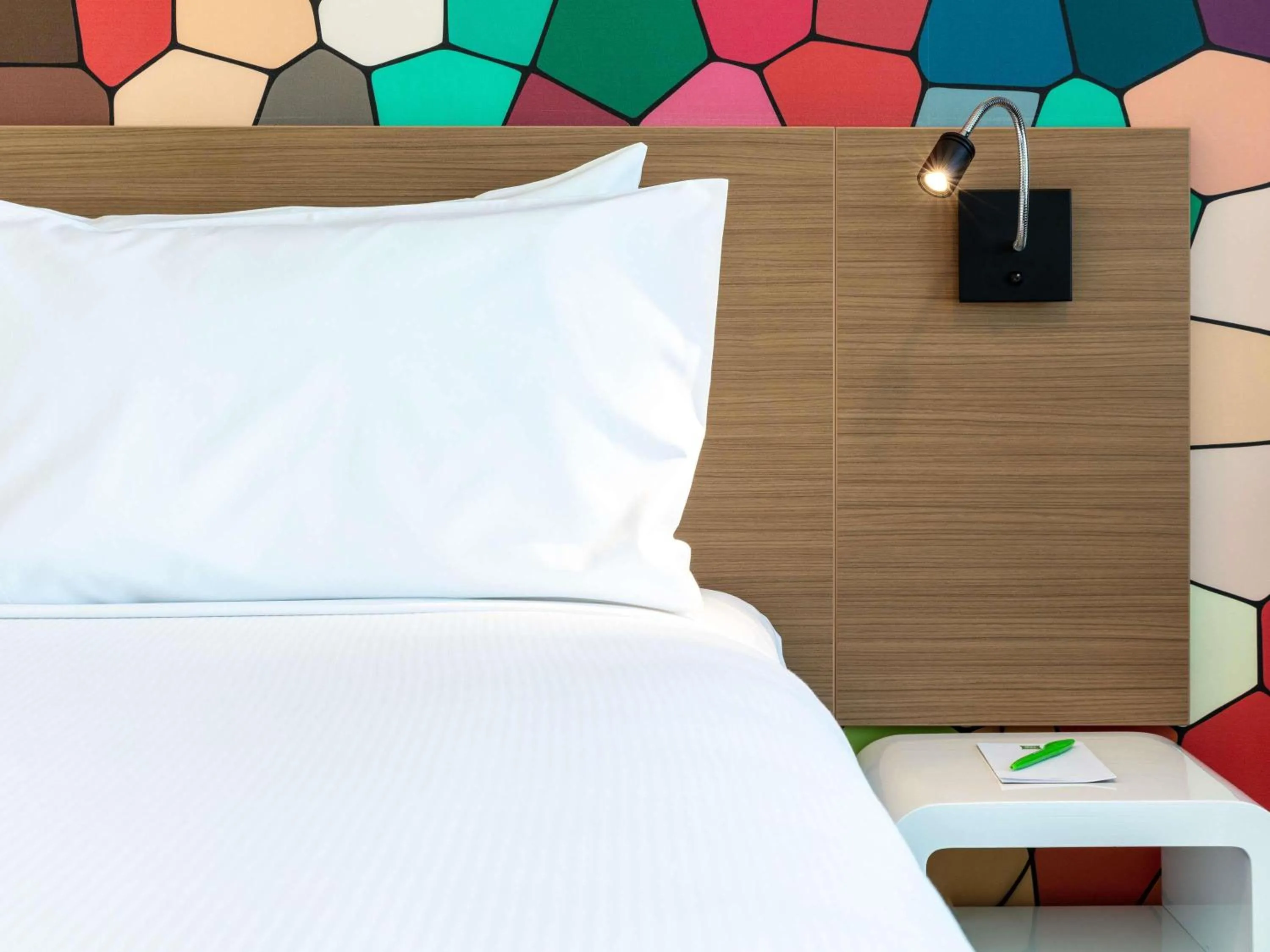 Bedroom, Bed in ibis Styles Brisbane Elizabeth Street