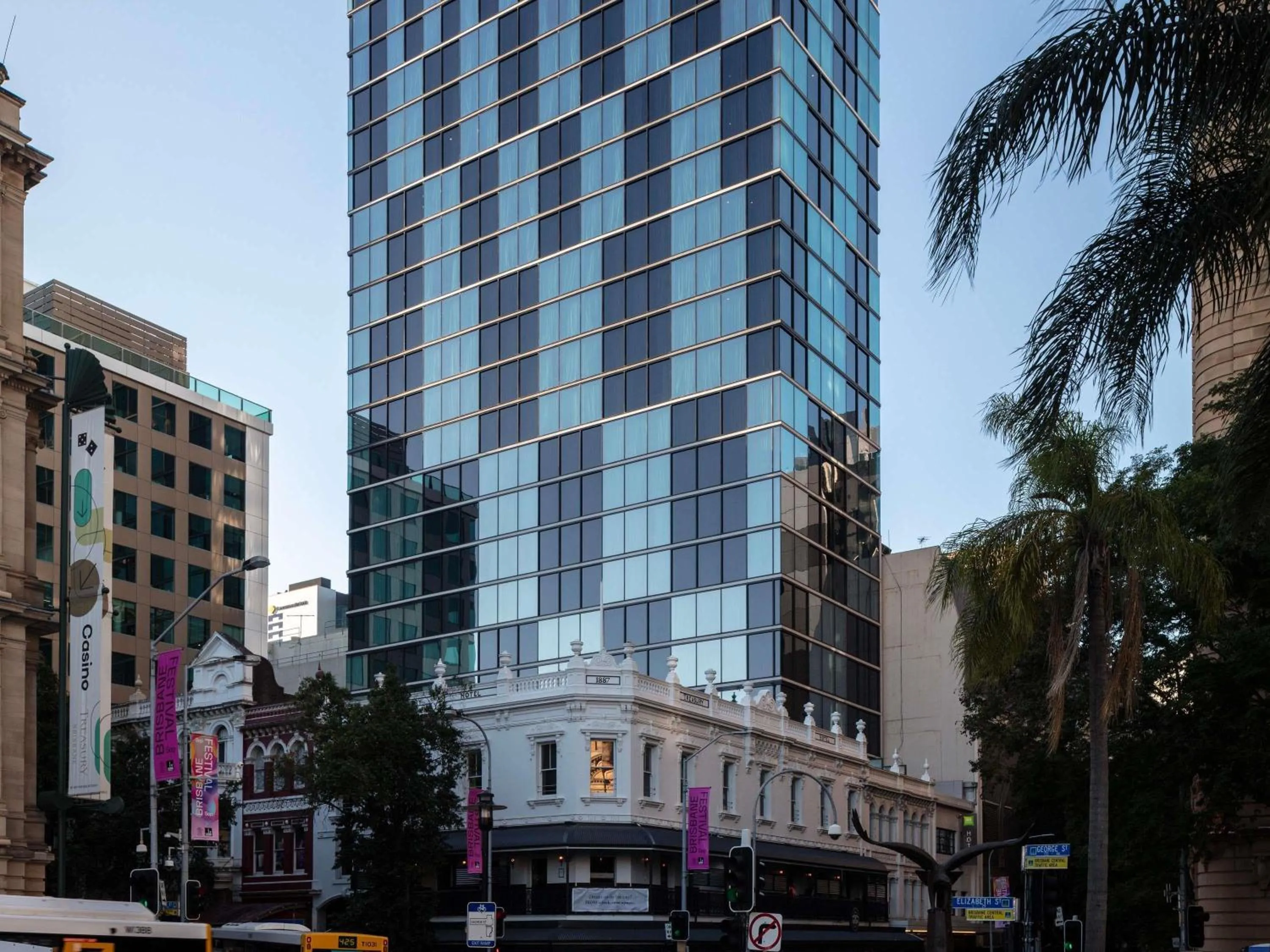 Property building in ibis Styles Brisbane Elizabeth Street