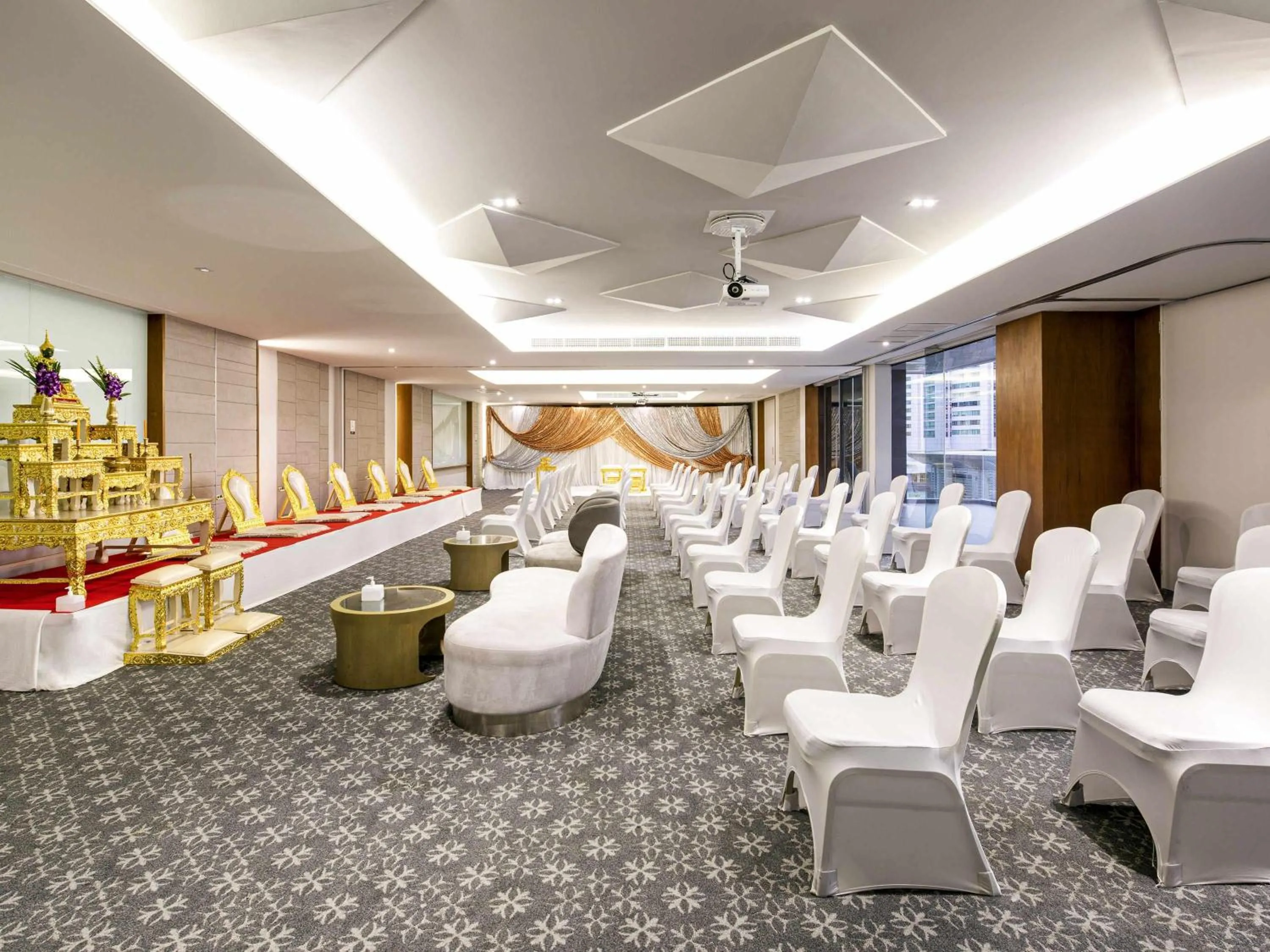 wedding in Novotel Bangkok Sukhumvit 20