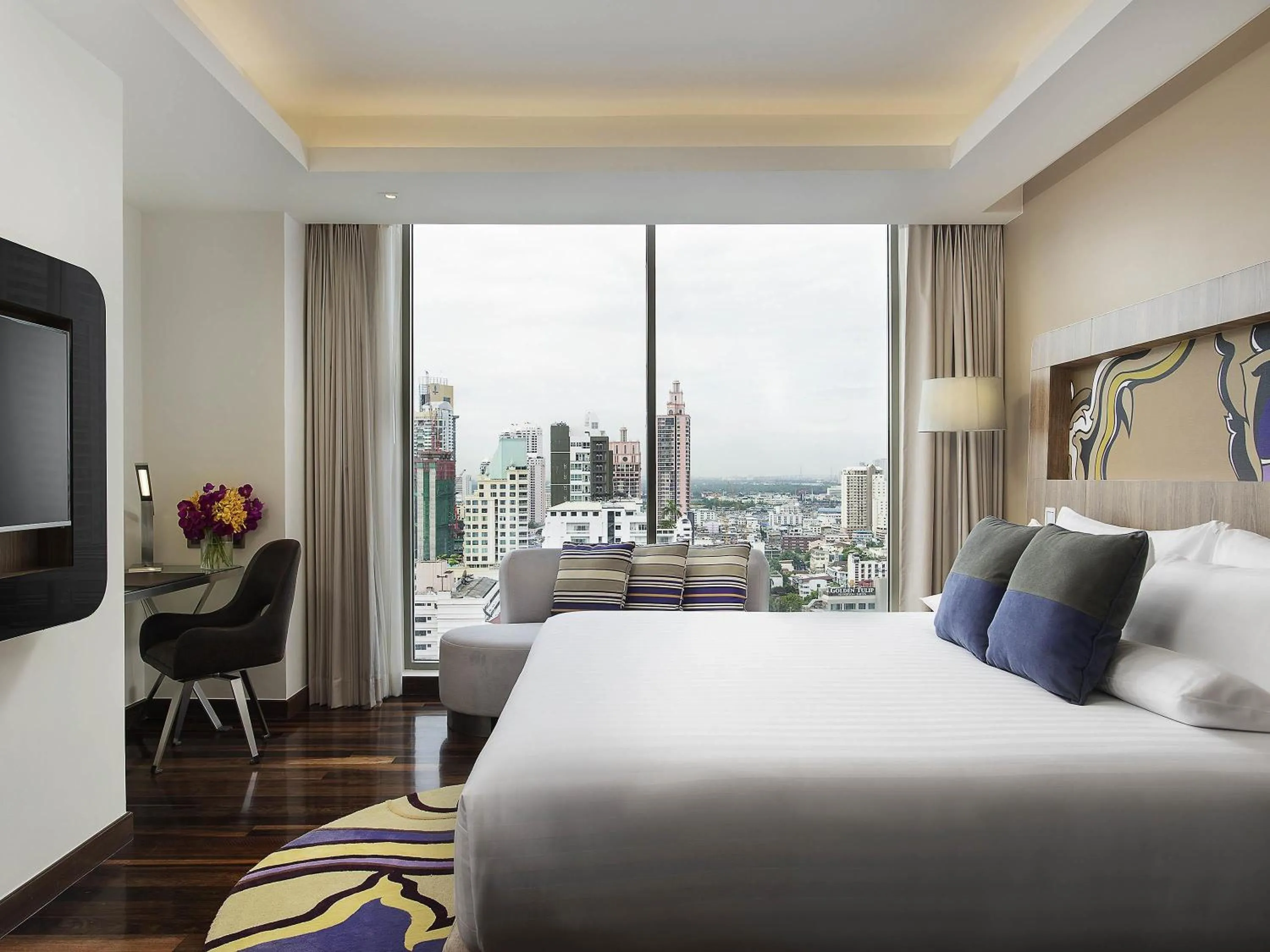 Bedroom, Bed in Novotel Bangkok Sukhumvit 20
