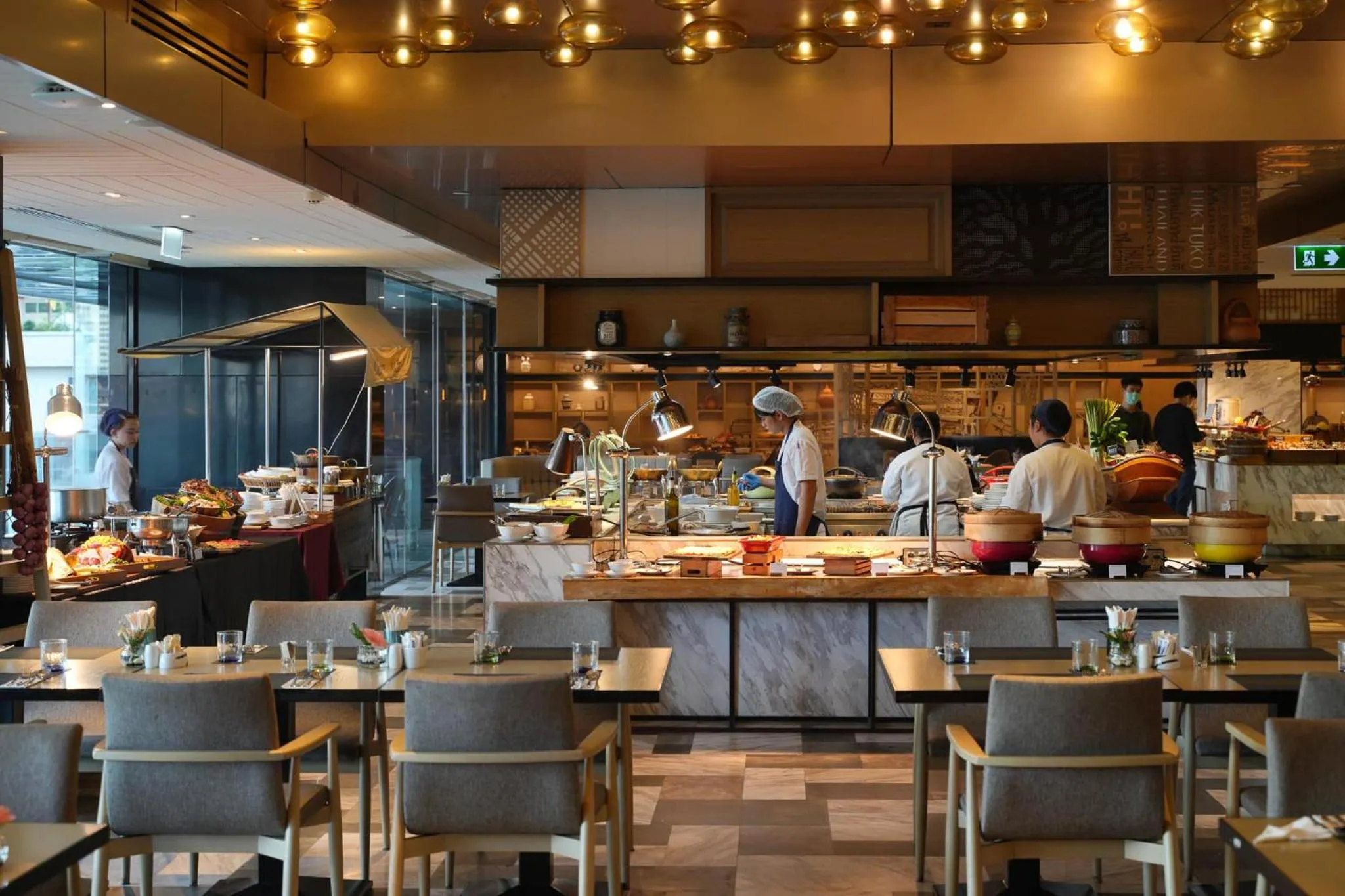 Restaurant/places to eat in Novotel Bangkok Sukhumvit 20