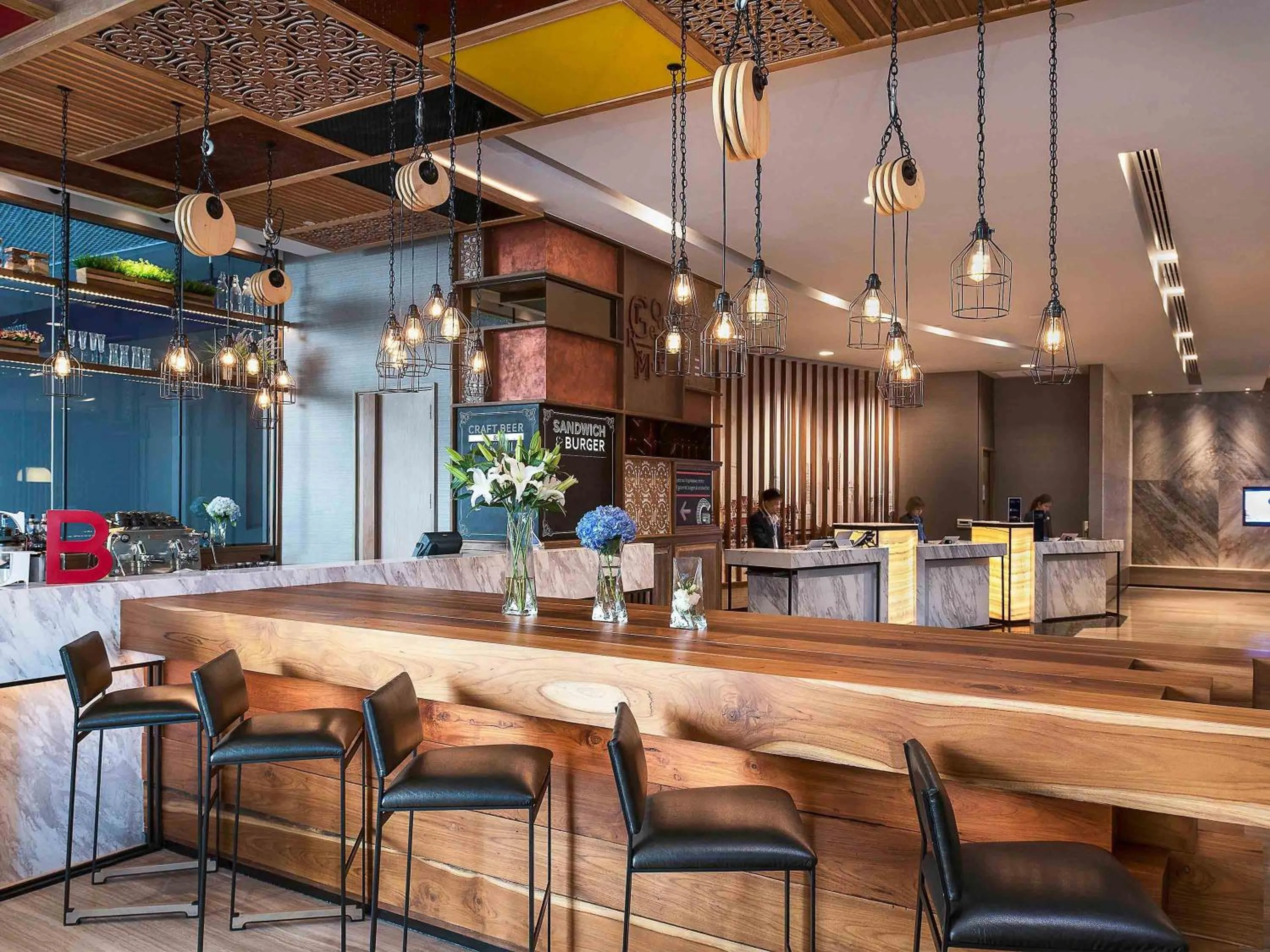 Restaurant/places to eat in Novotel Bangkok Sukhumvit 20