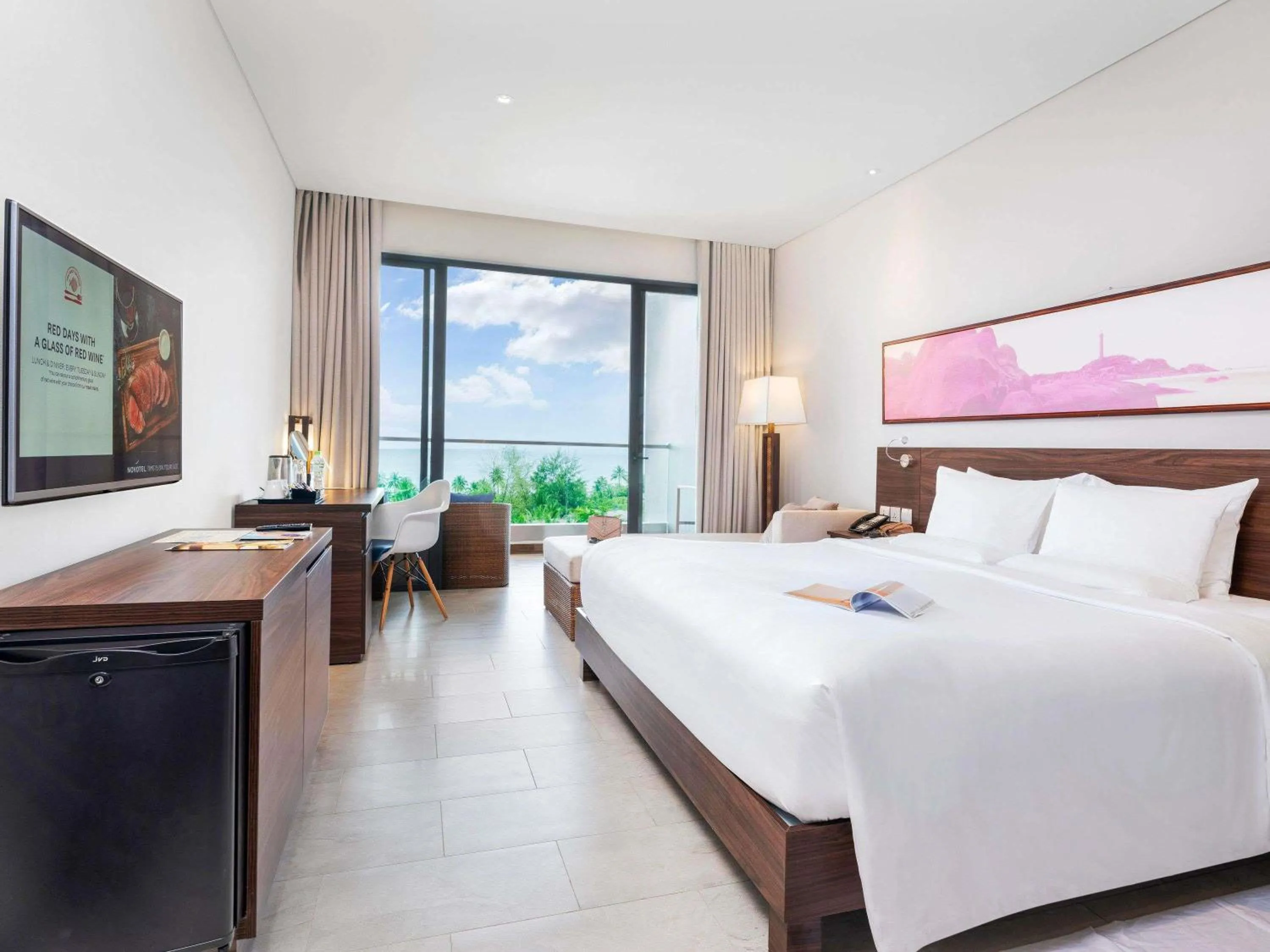 Bedroom, Bed in Novotel Phu Quoc Resort
