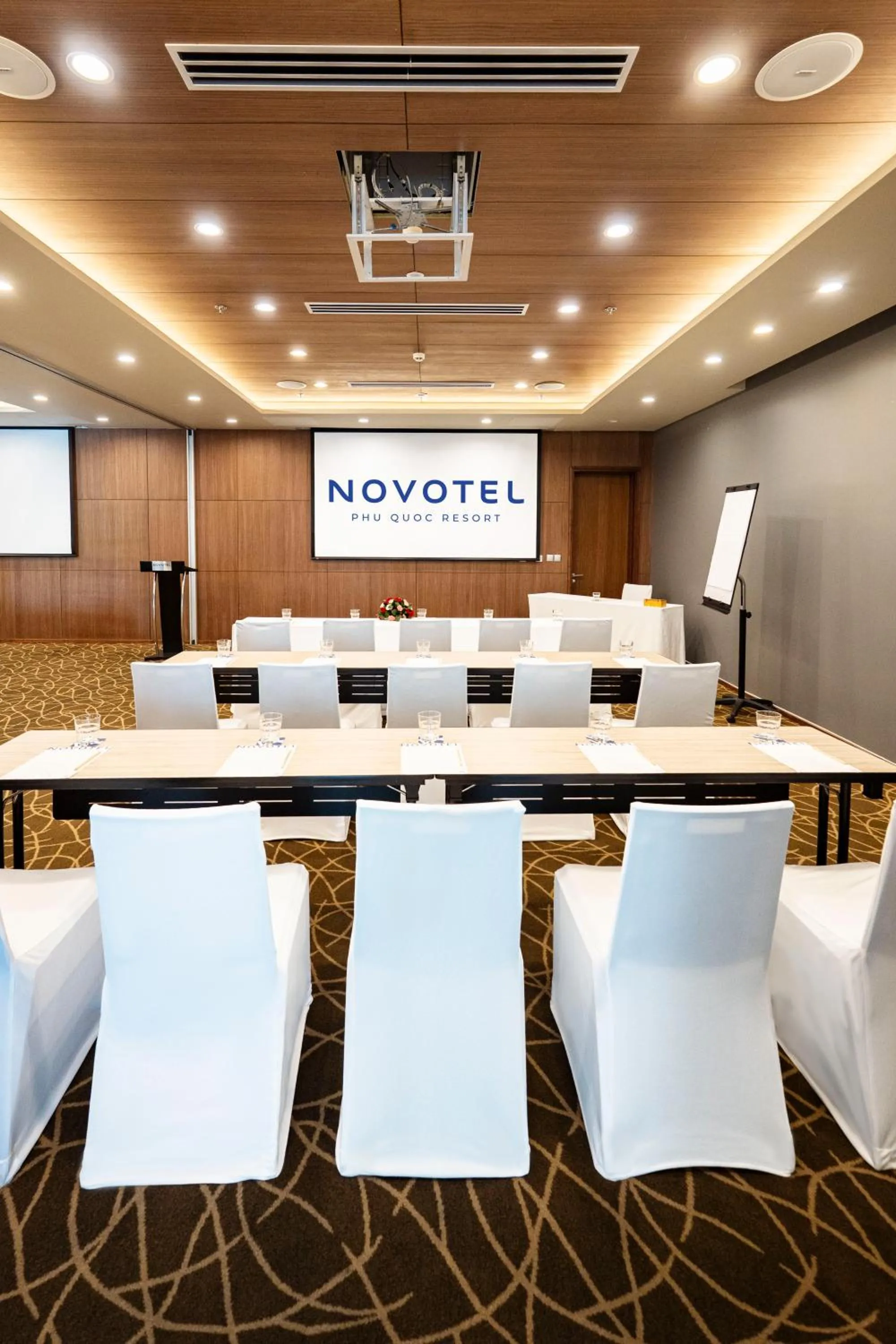 Meeting/conference room in Novotel Phu Quoc Resort