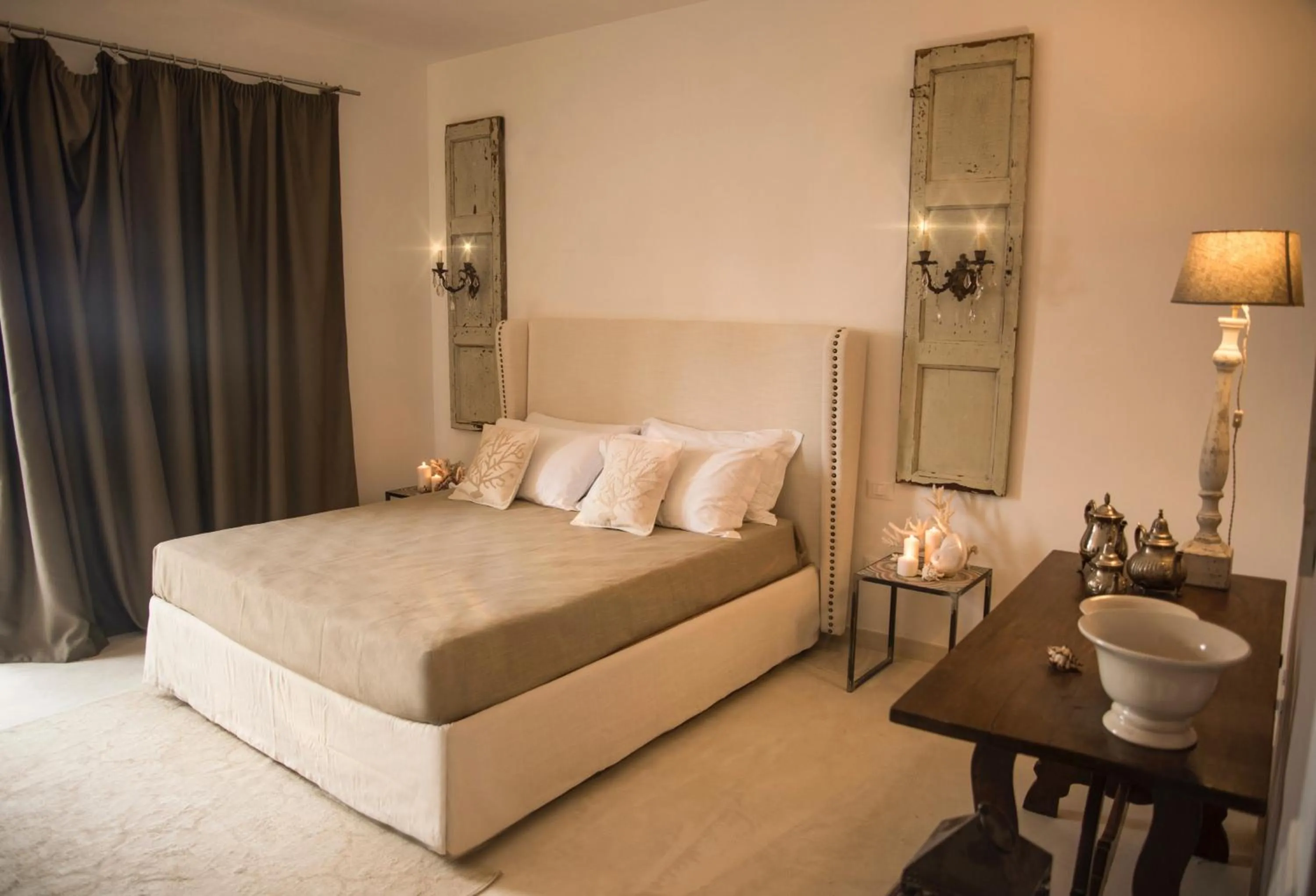 Photo of the whole room, Bed in Scilla Maris Charming Suites