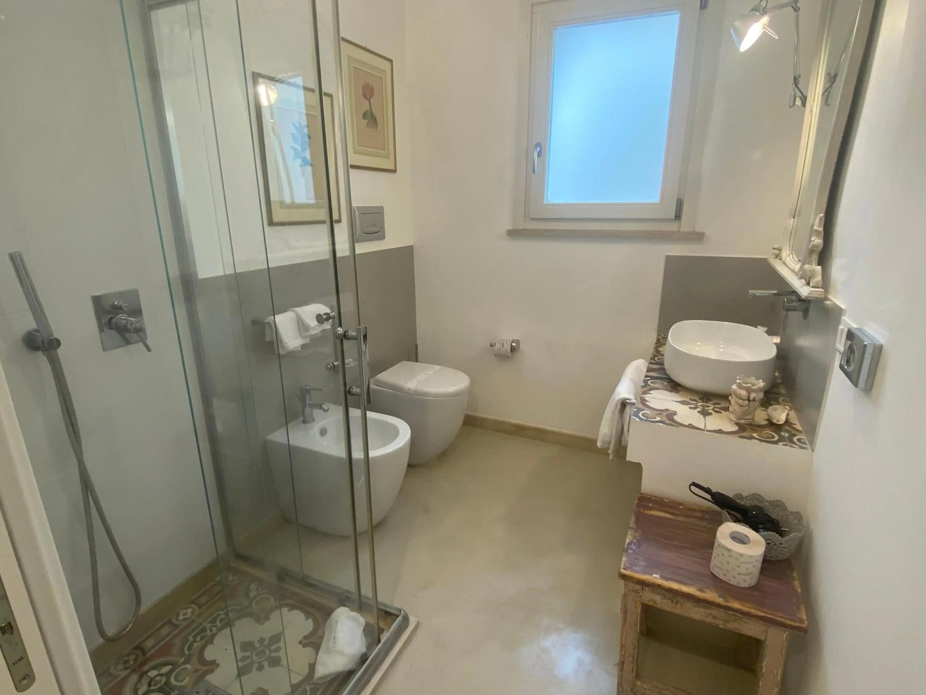 Bathroom in Scilla Maris Charming Suites