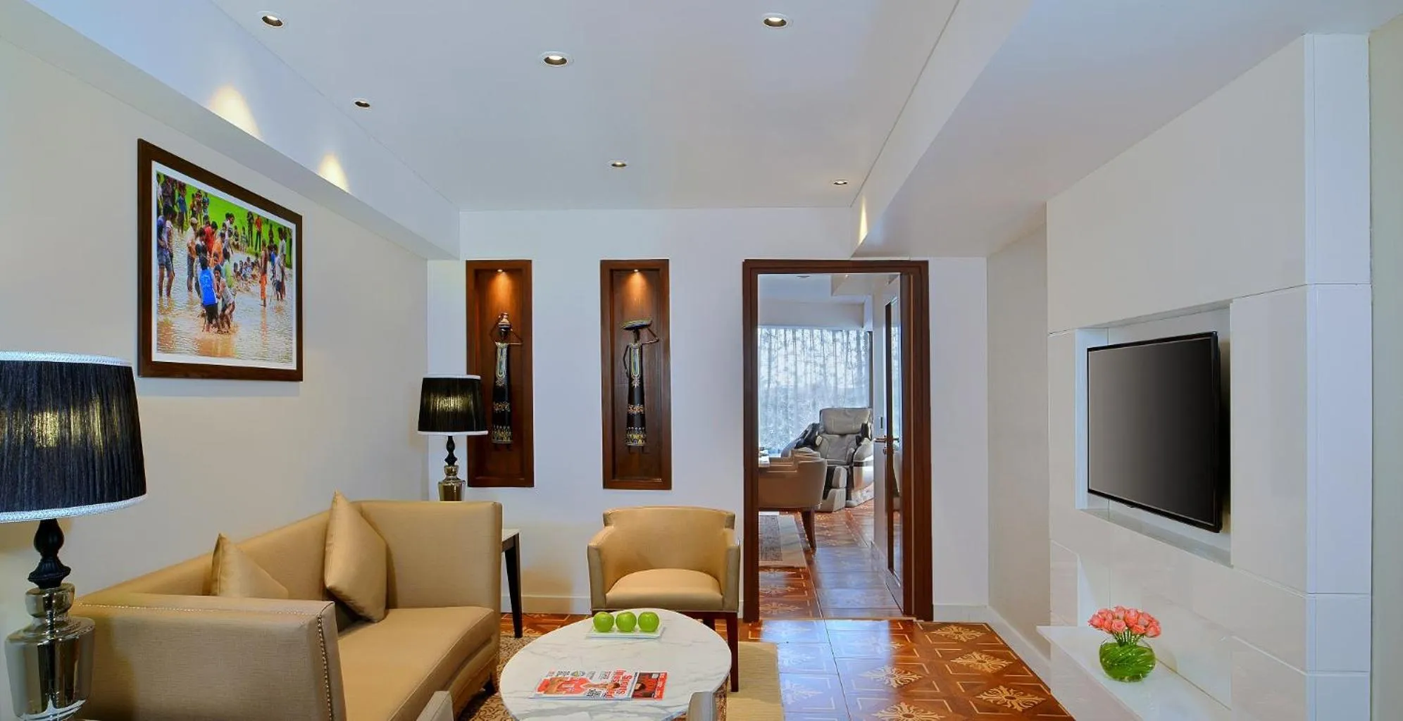 Seating area in Country Inns & Suites By Radisson Manipal