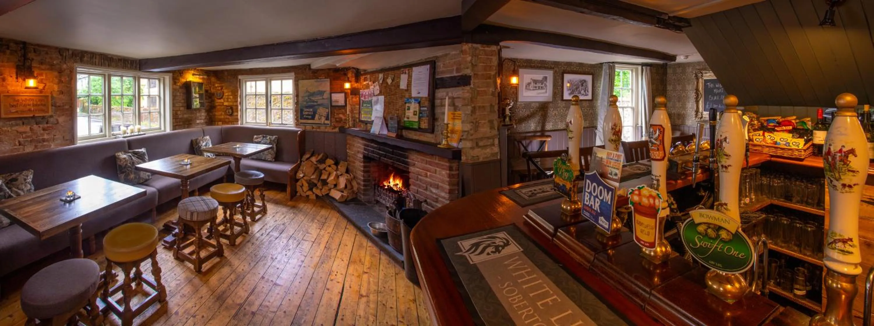 The White Lion, Soberton