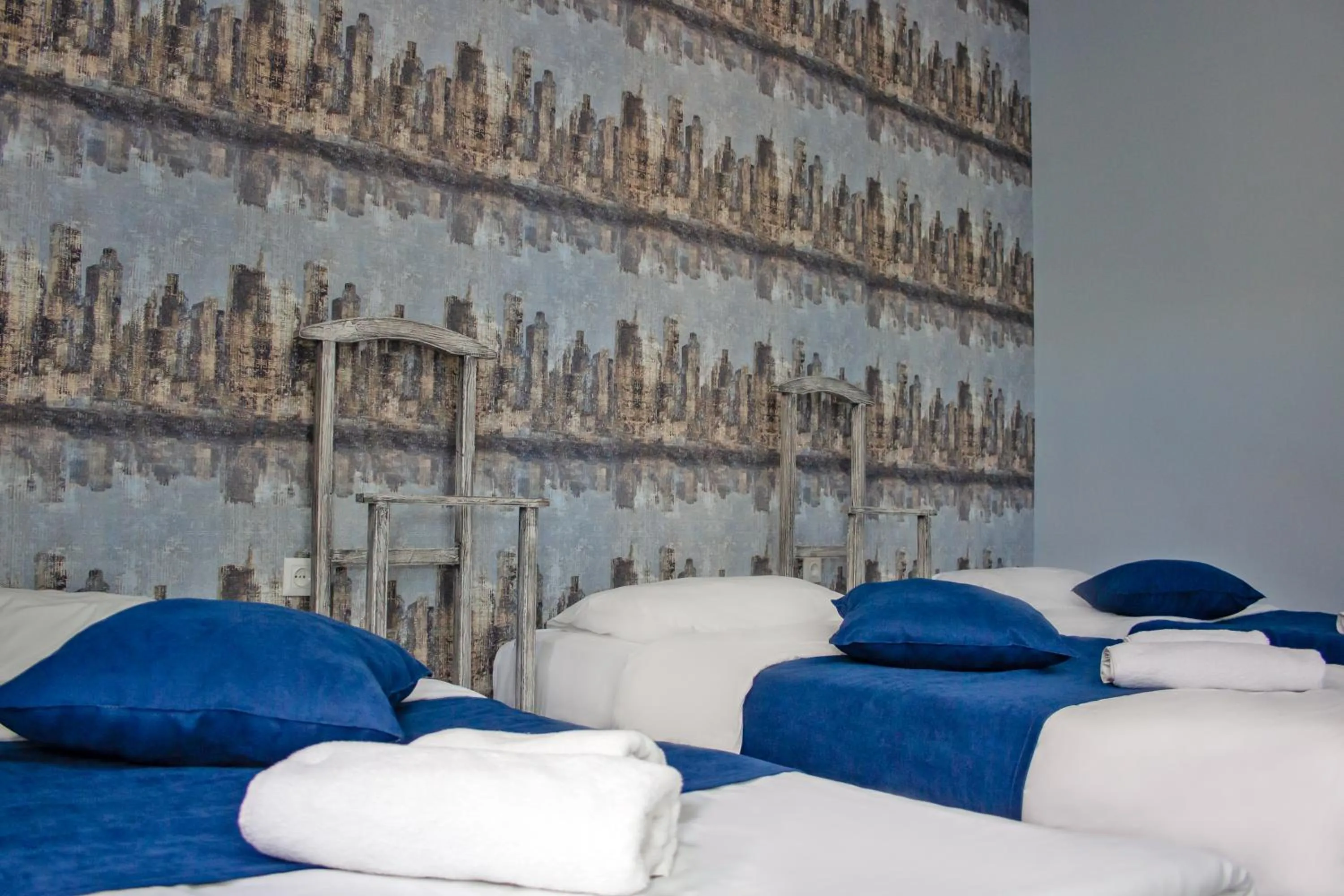 Bedroom in Check Point Hotel