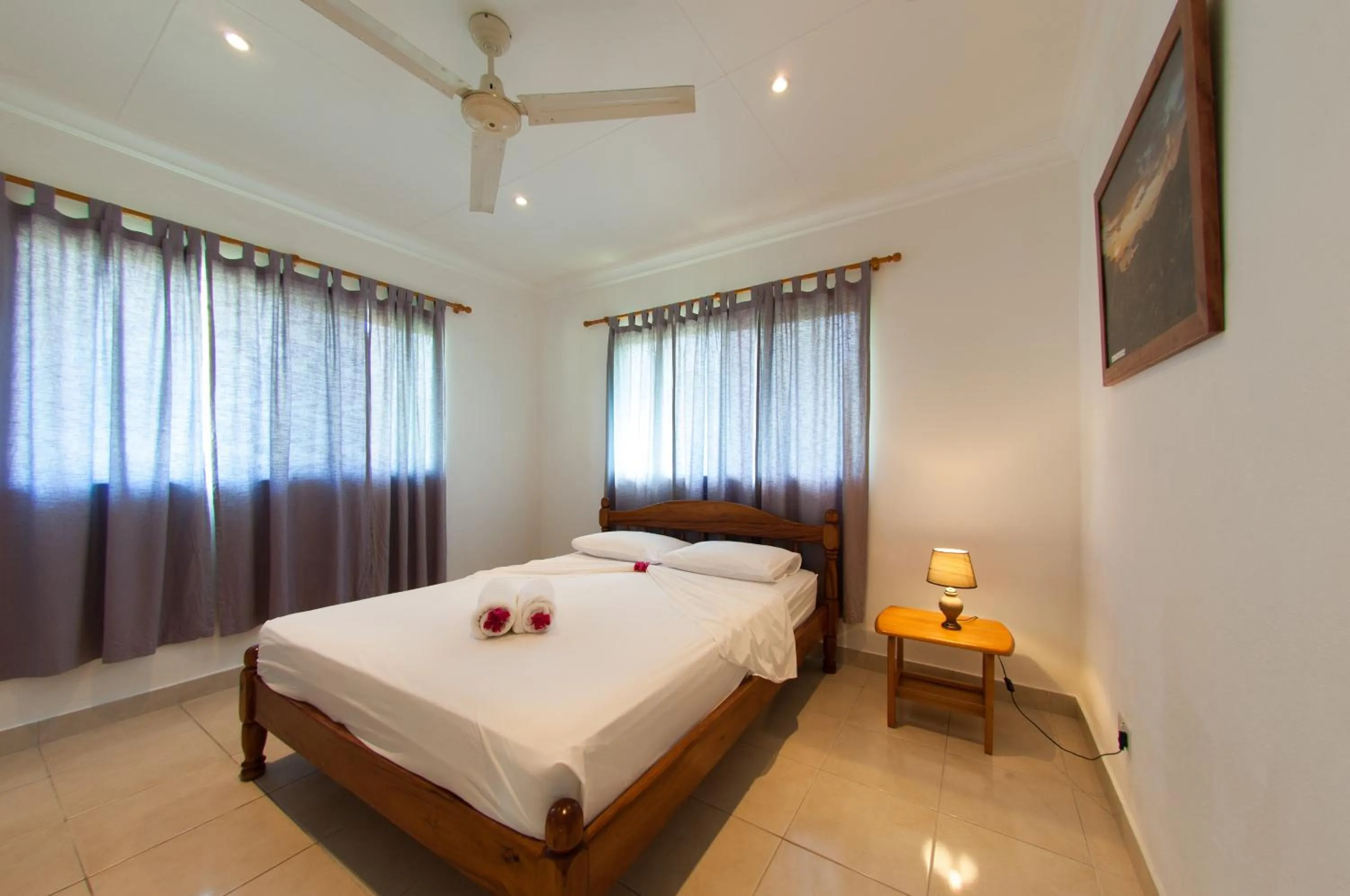 Photo of the whole room, Bed in Villas Idea