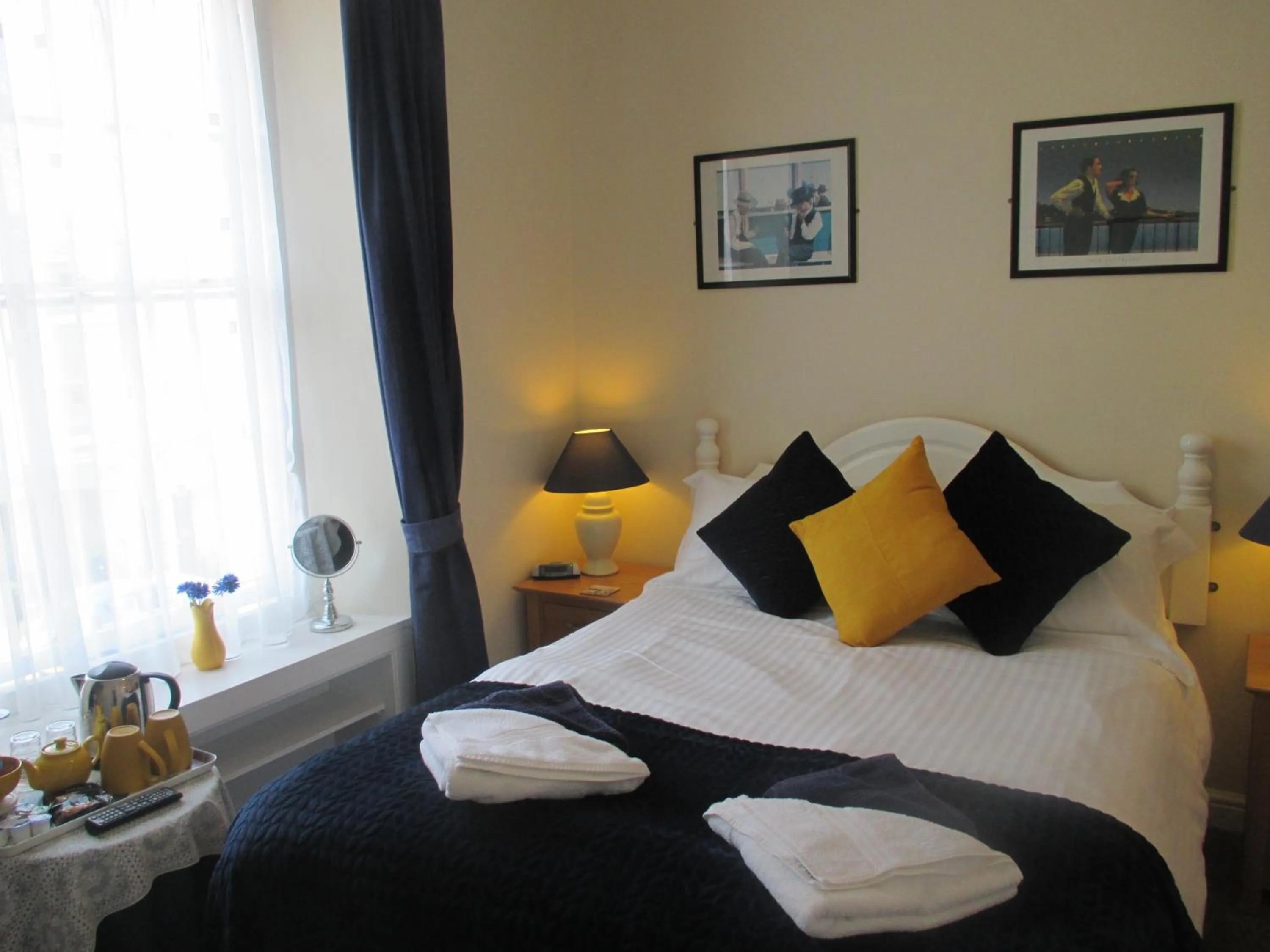 Bedroom, Bed in Caledonia Guest House