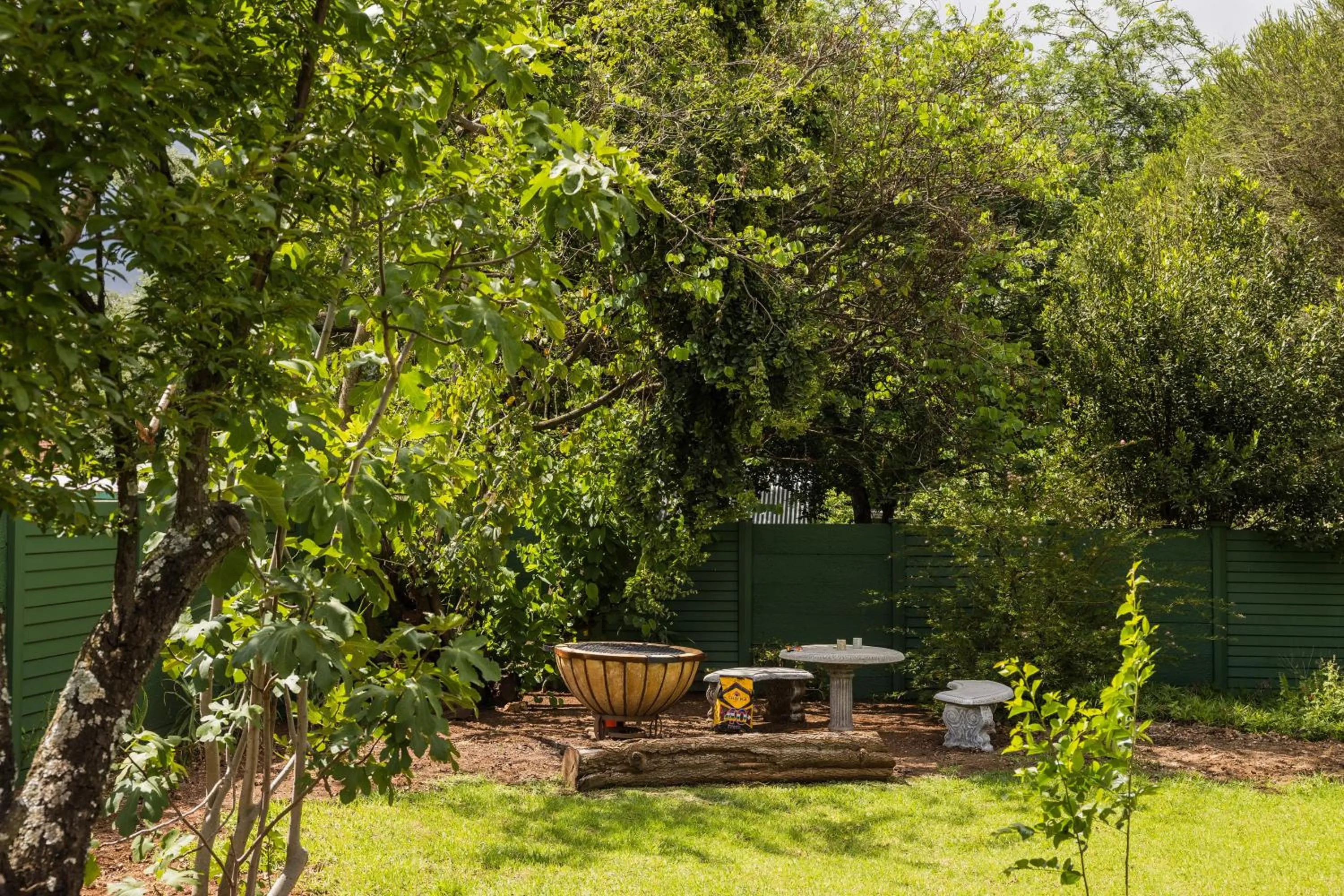 Day in Rozendal Guest House