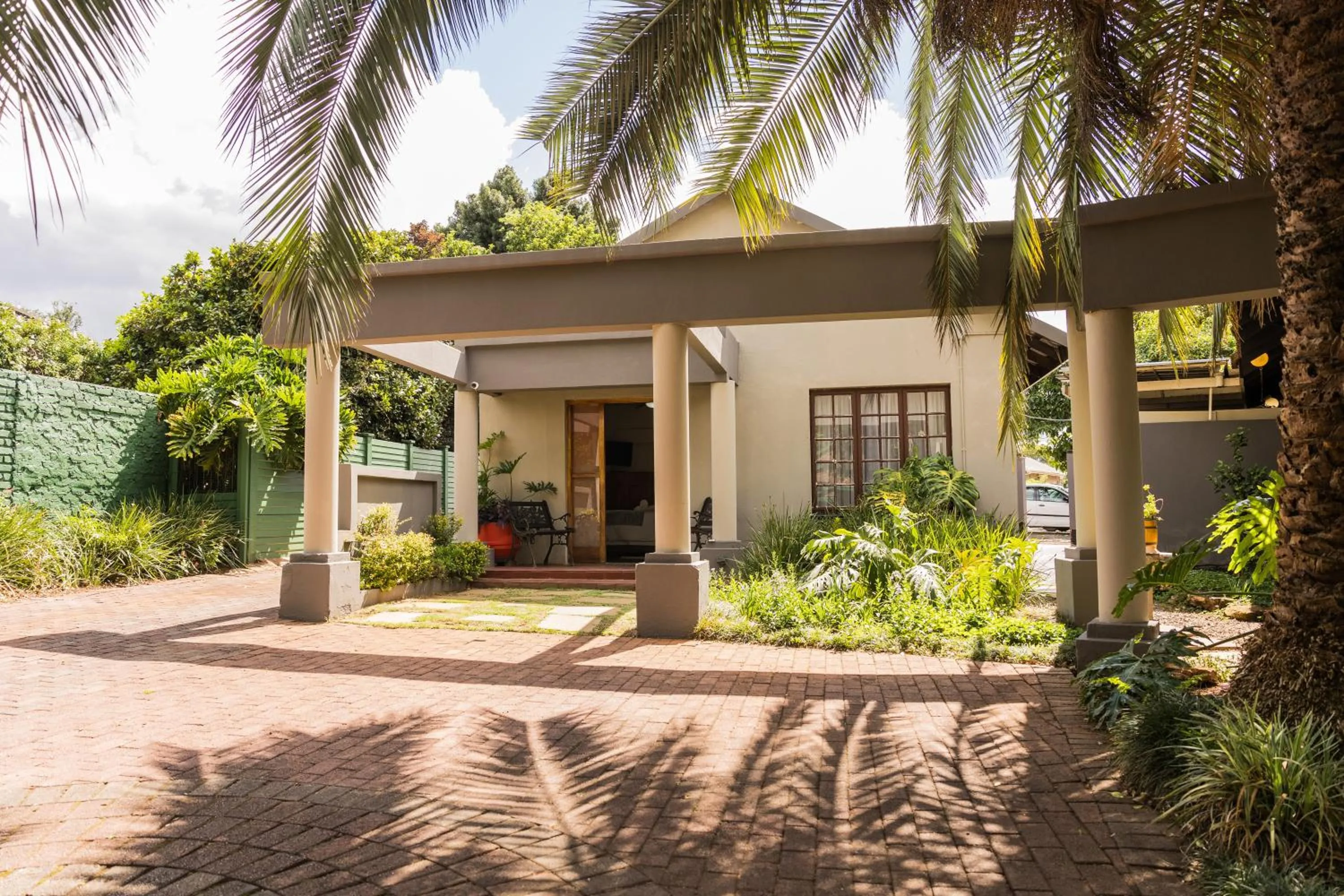 Property building in Rozendal Guest House