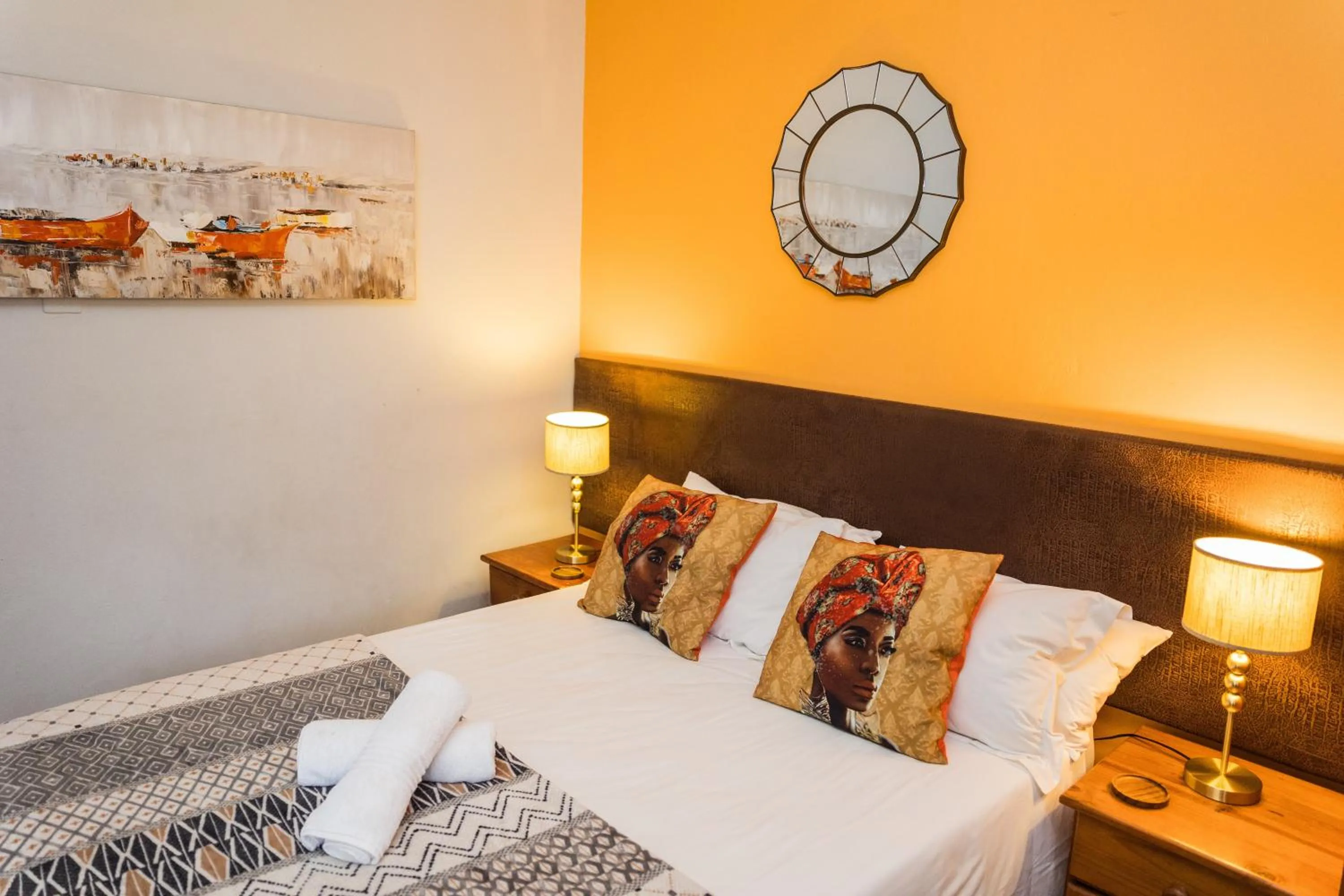 Bed in Rozendal Guest House