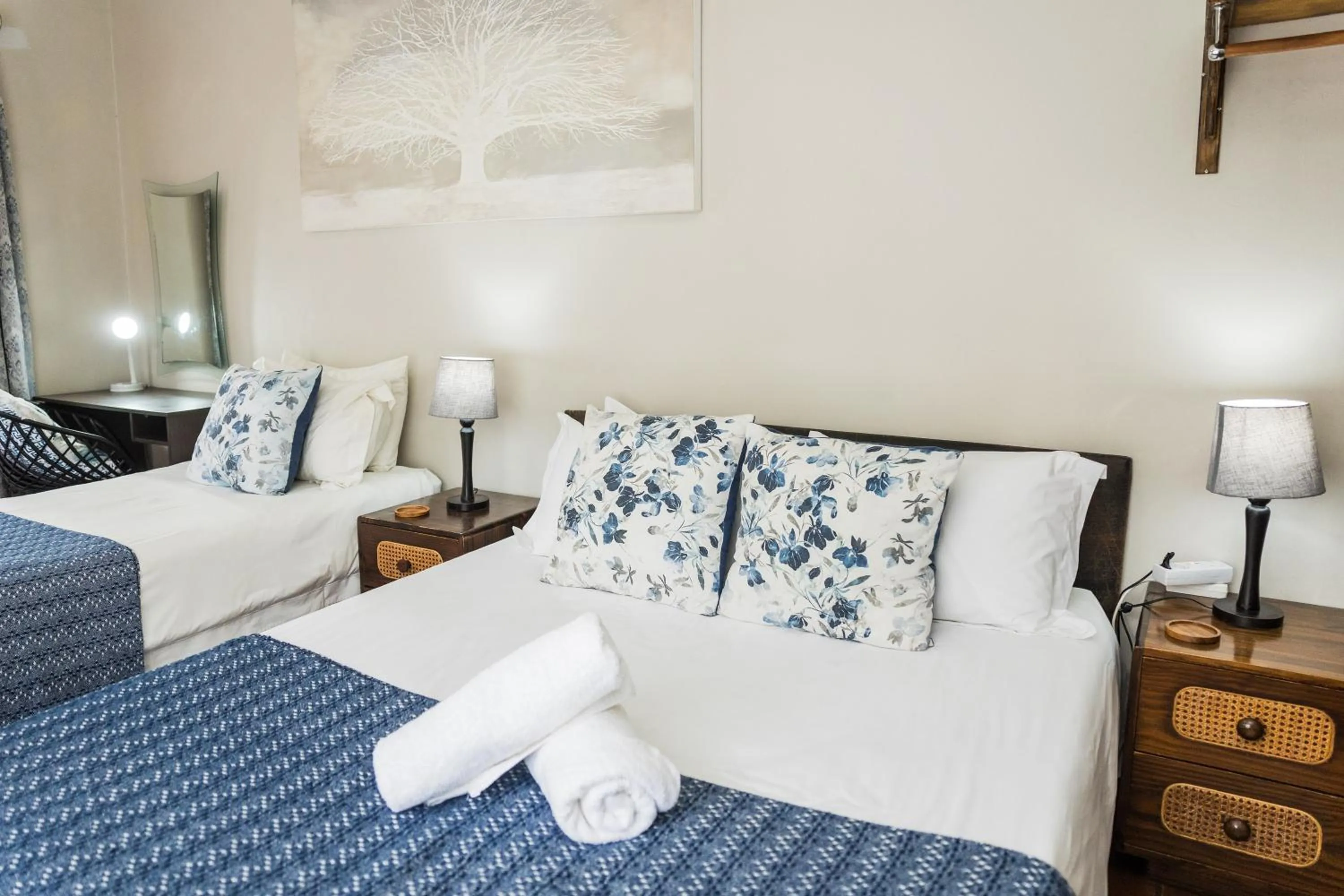 Bed in Rozendal Guest House