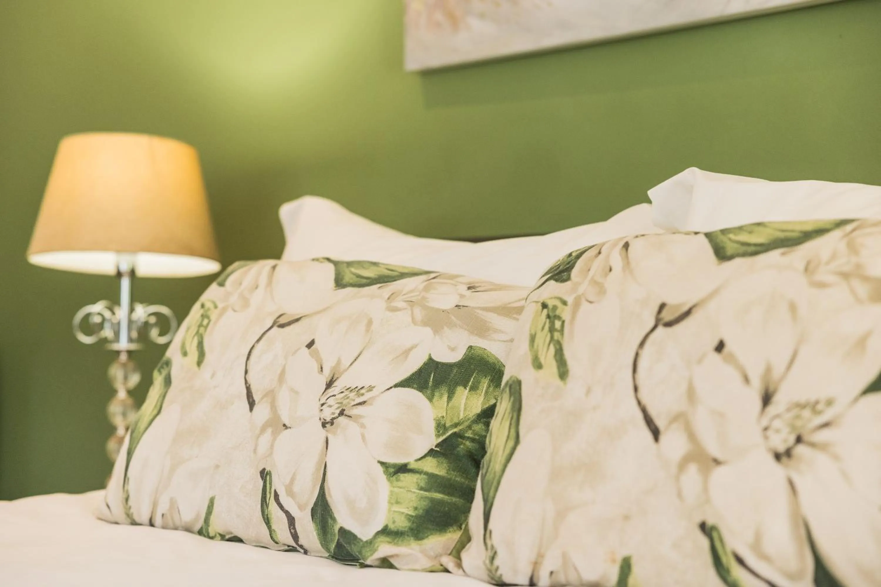 Bed in Rozendal Guest House