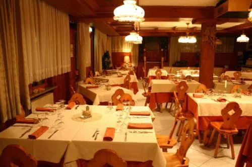 Restaurant/places to eat in Hotel Beau Sejour