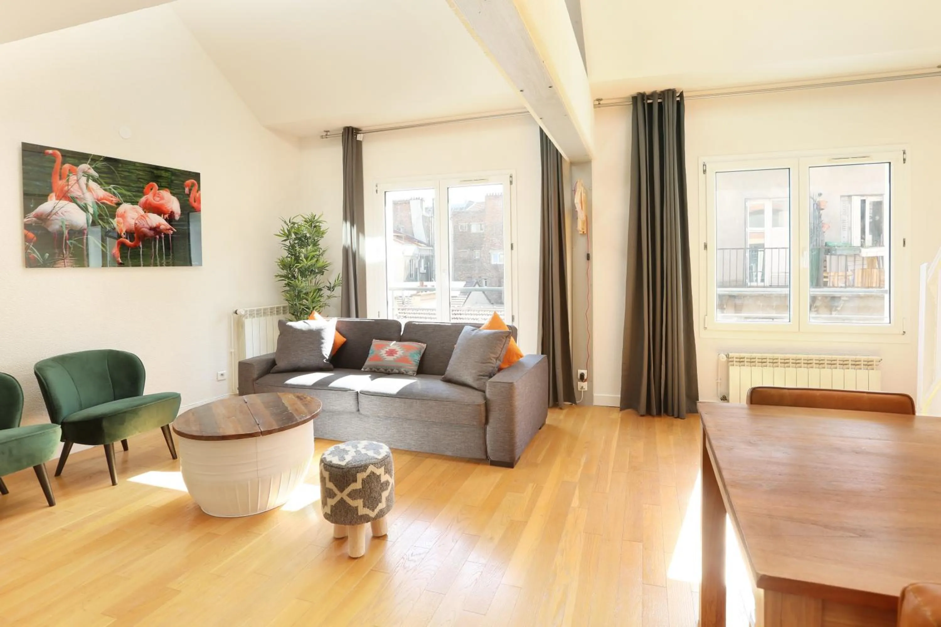 Living room in Les Lilas Serviced Apartments