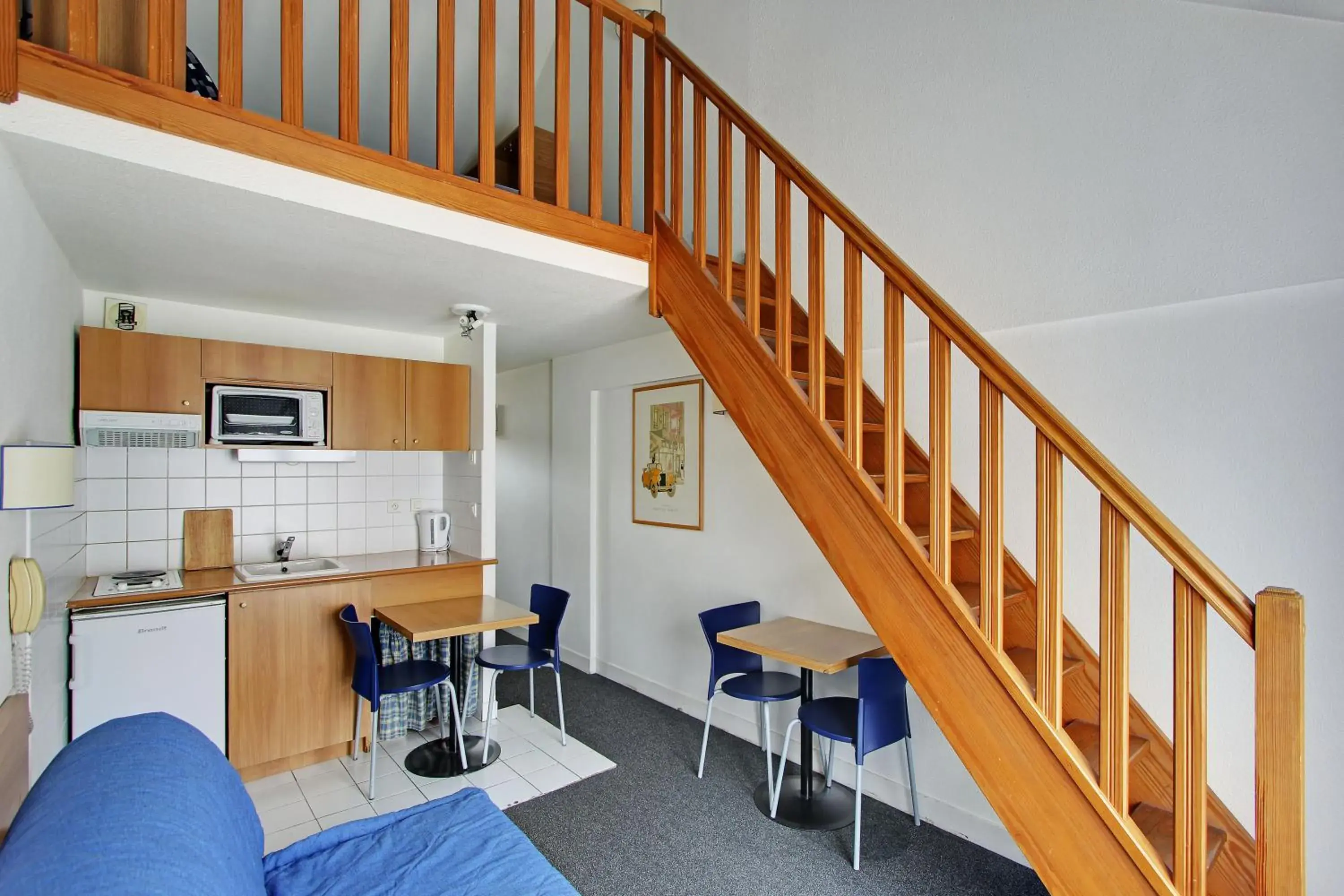 Studio - Split Level (2 adults+2children) in Les Lilas Serviced Apartments Studio - Split Level (2 adults+2children) in Les Lilas Serviced Apartments