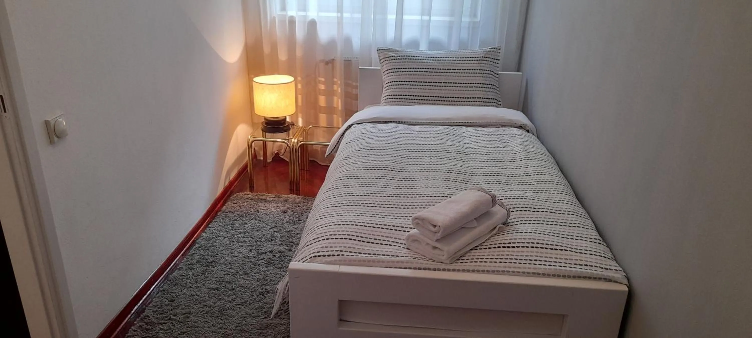 Bed in Apartment Dok