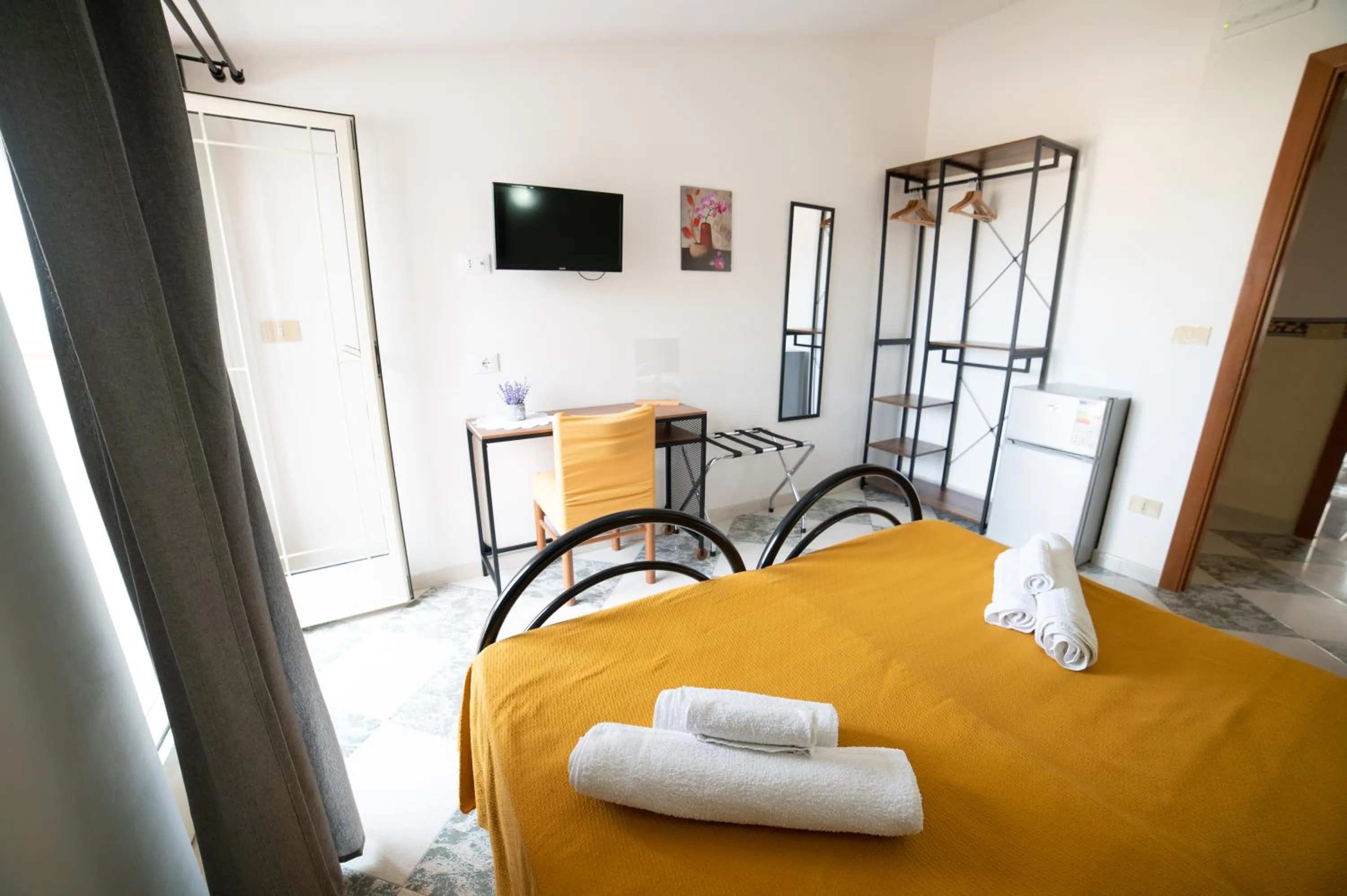 Photo of the whole room, Bed in B&B Belvedere