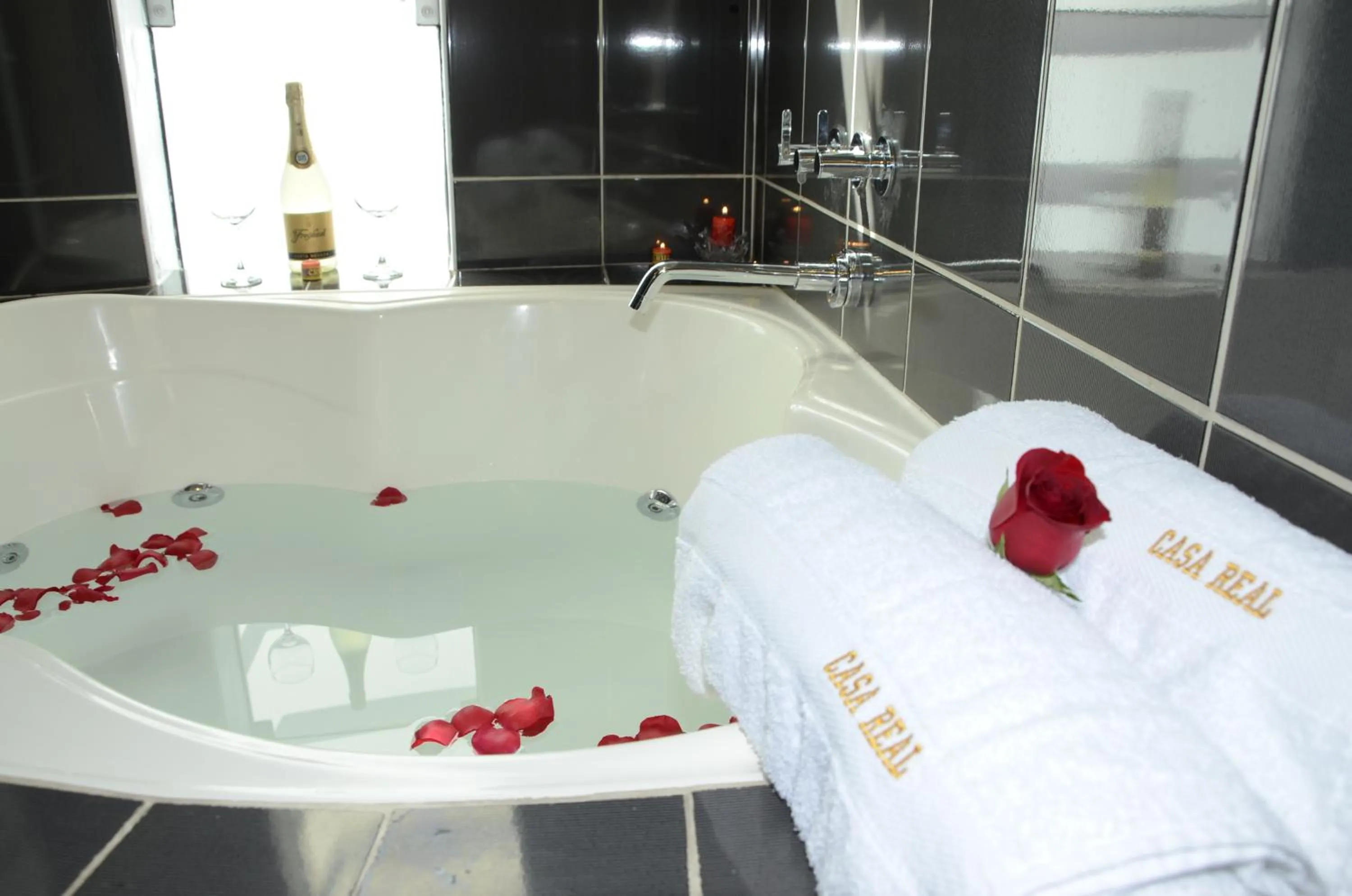 Bathroom in Casa Real Hoteles