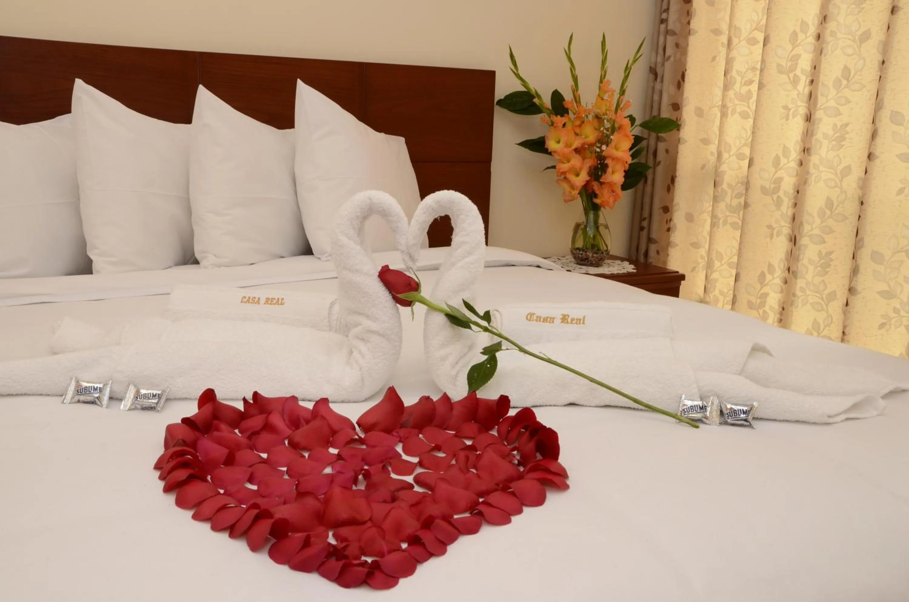 Photo of the whole room, Bed in Casa Real Hoteles