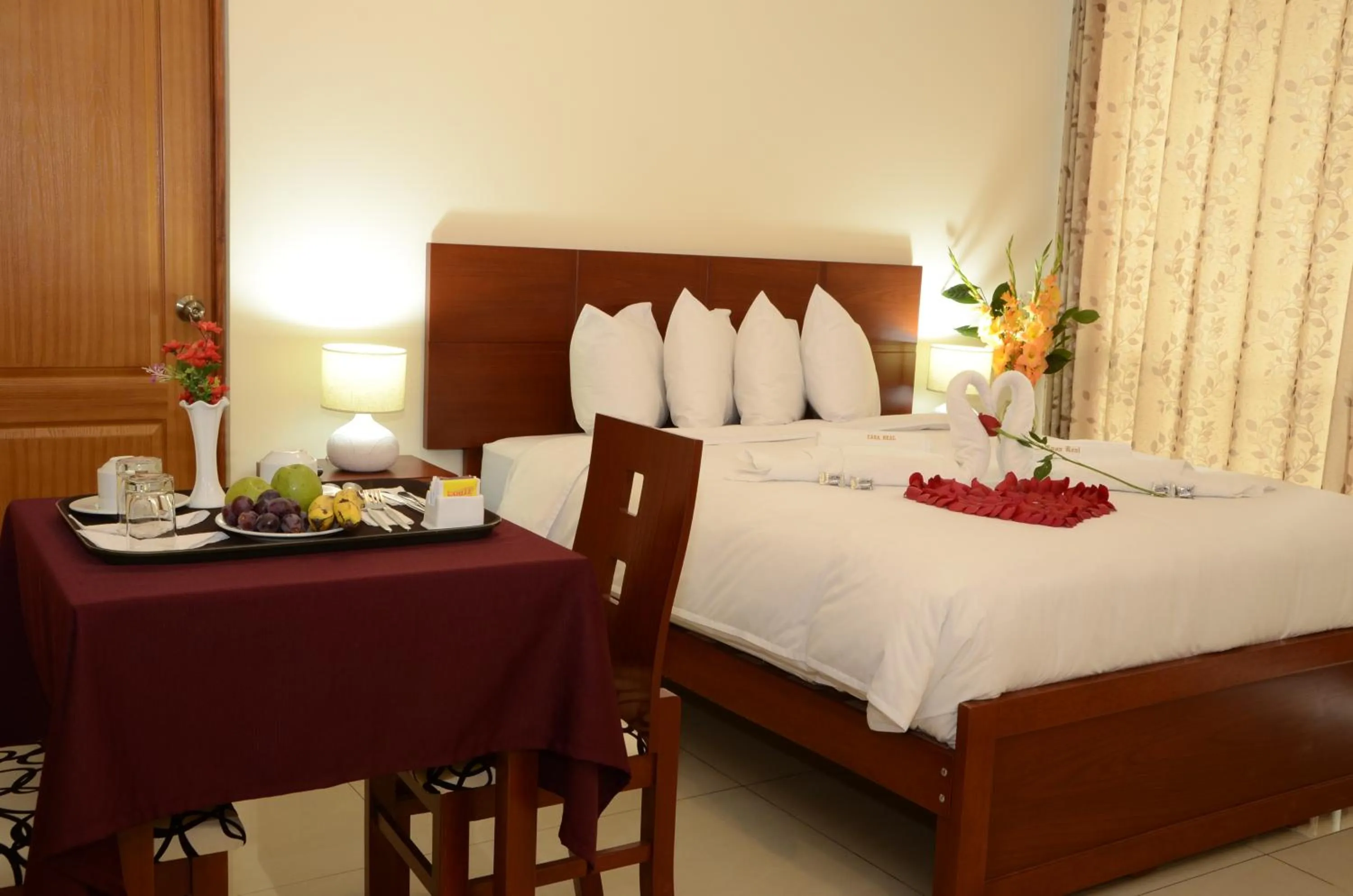 Bed in Casa Real Hoteles