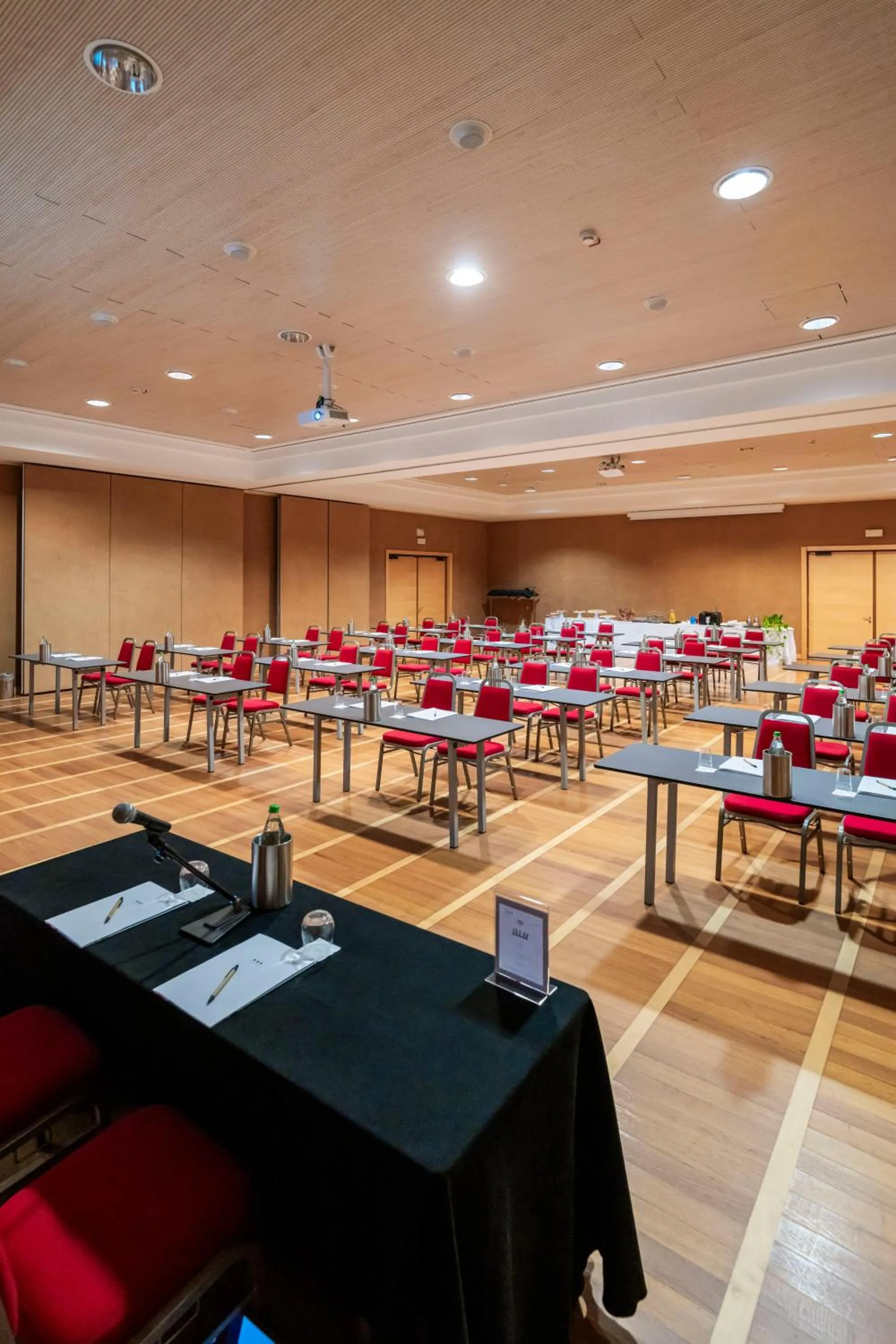 Meeting/conference room in UNAHOTELS Varese