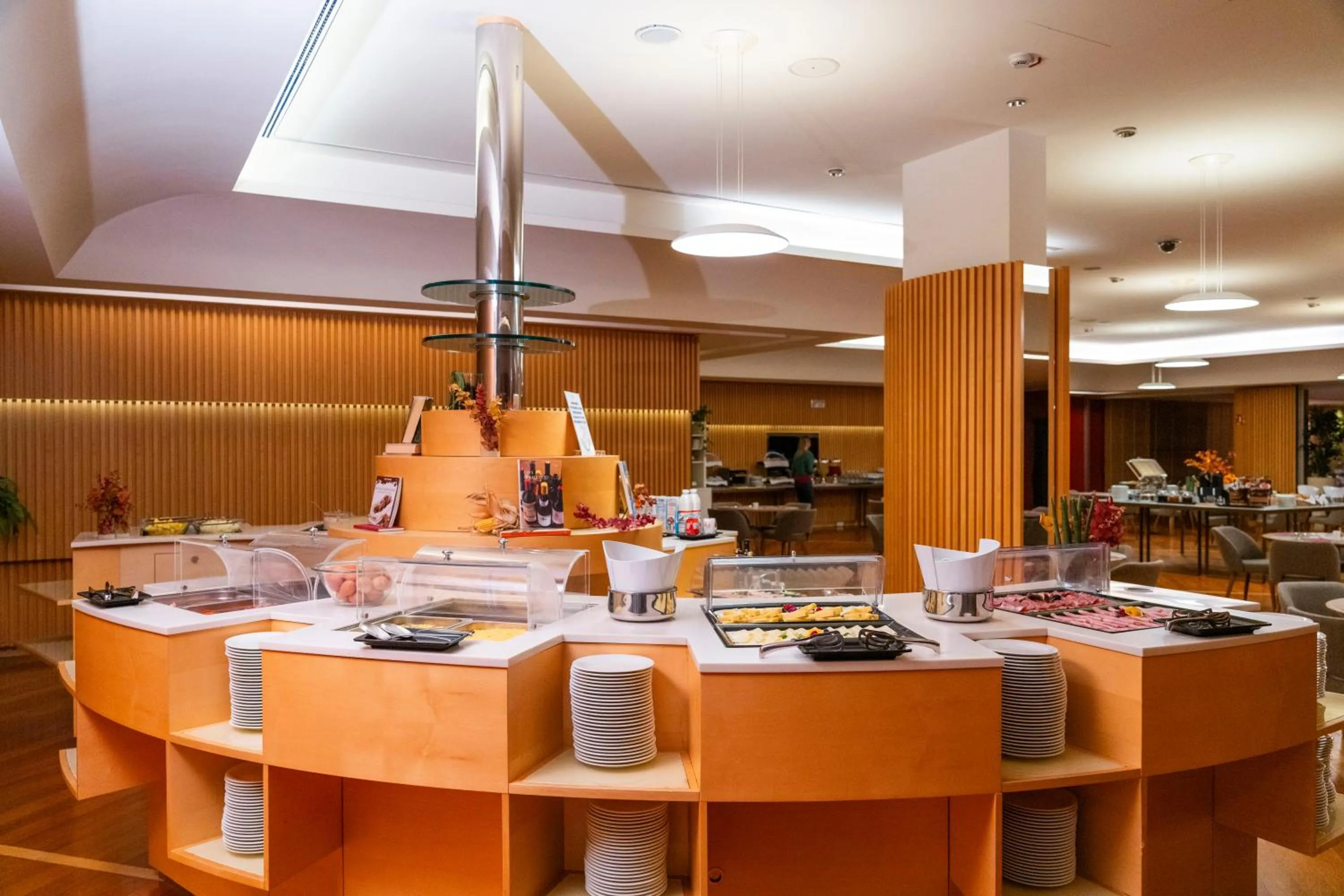 Breakfast in UNAHOTELS Varese