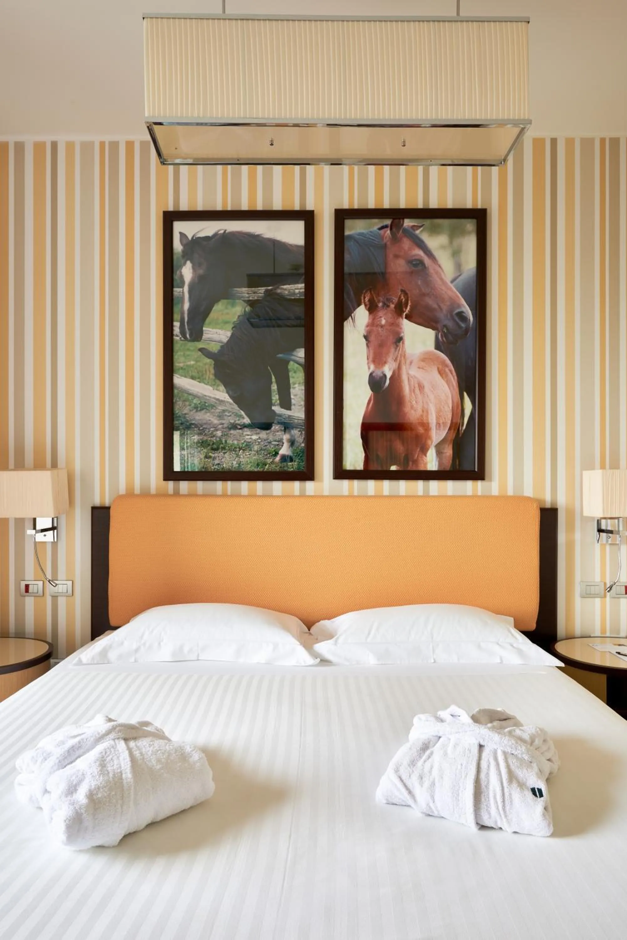 Bed in UNAHOTELS Varese