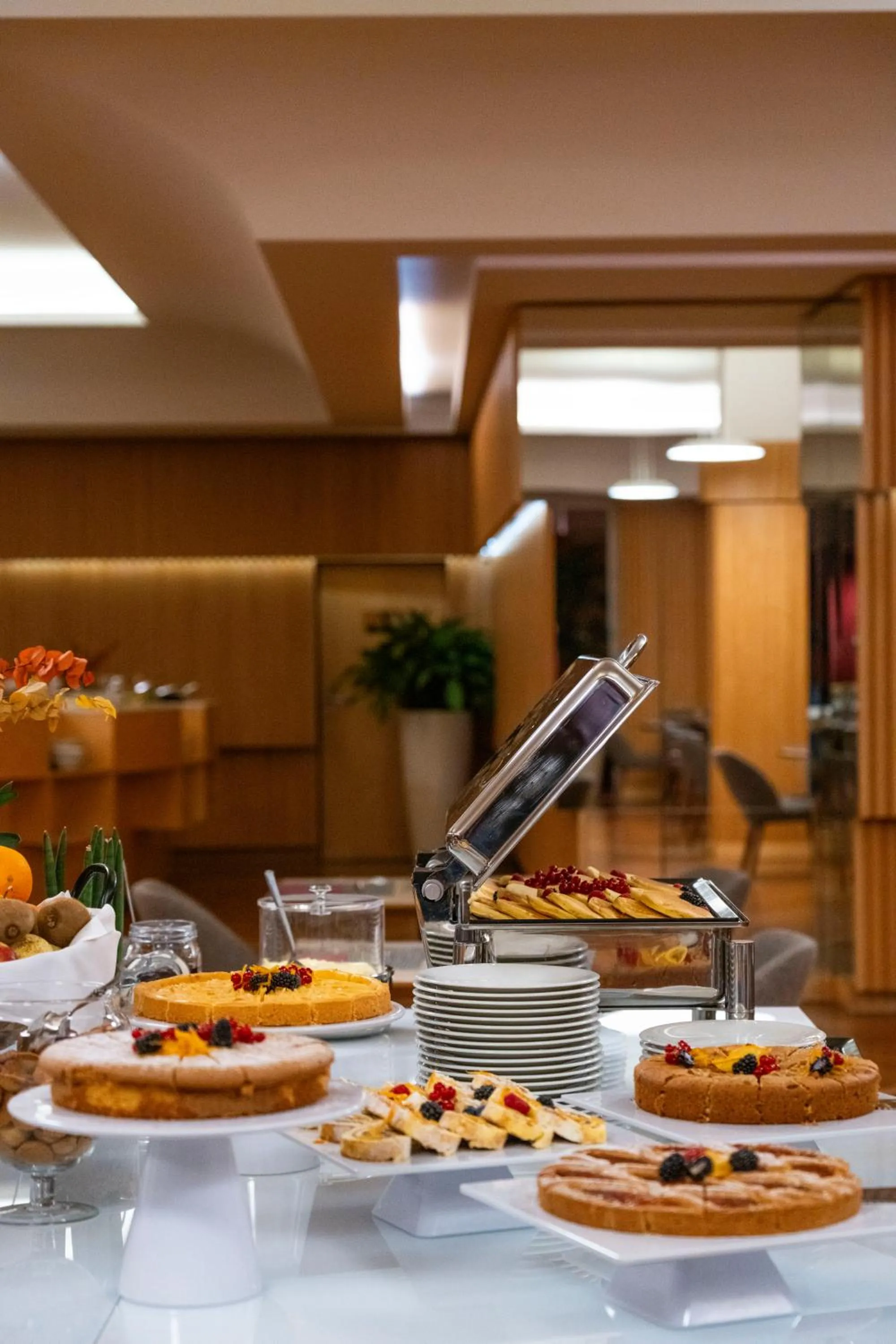 Restaurant/places to eat in UNAHOTELS Varese