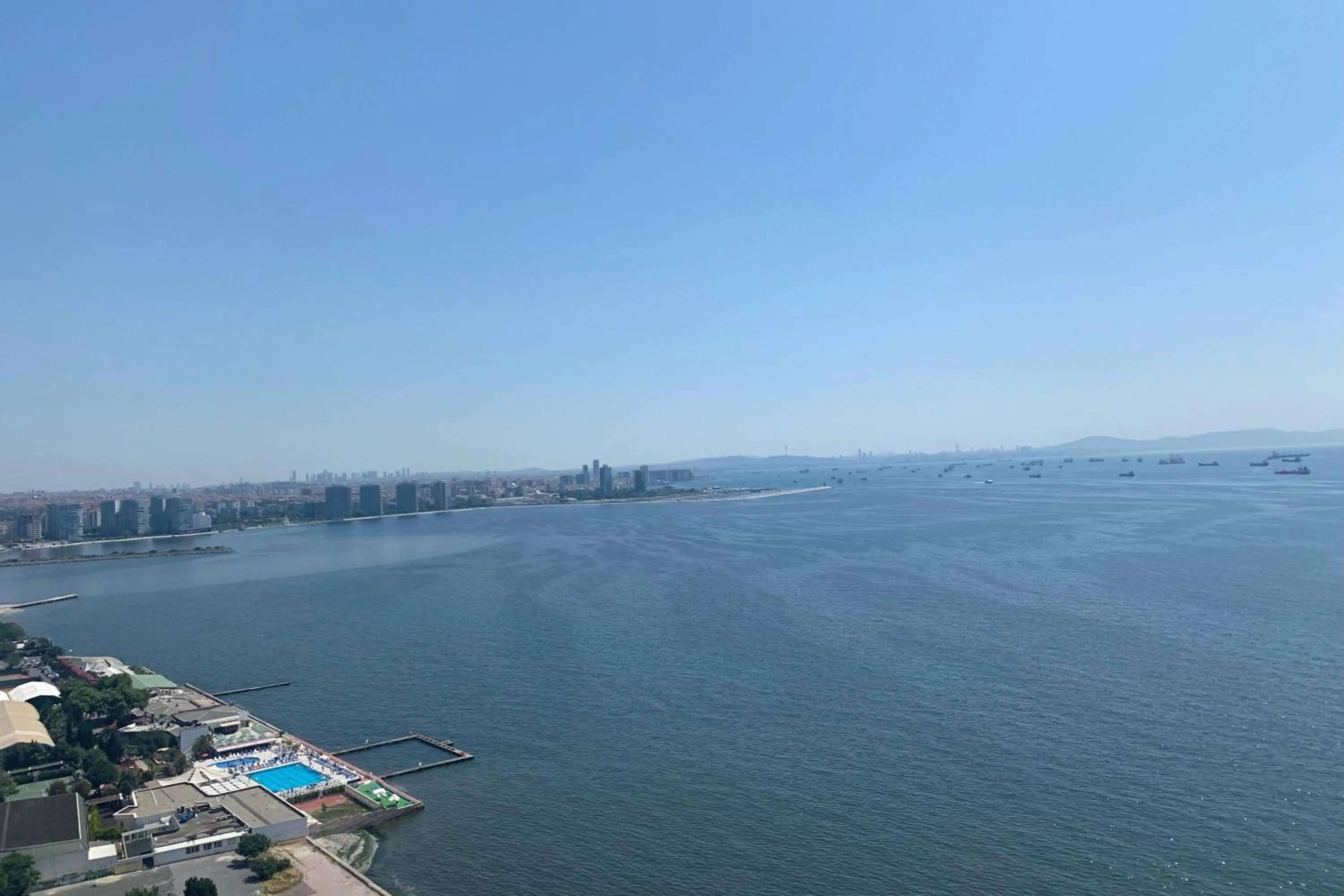 Photo of the whole room in Renaissance Polat Istanbul Hotel