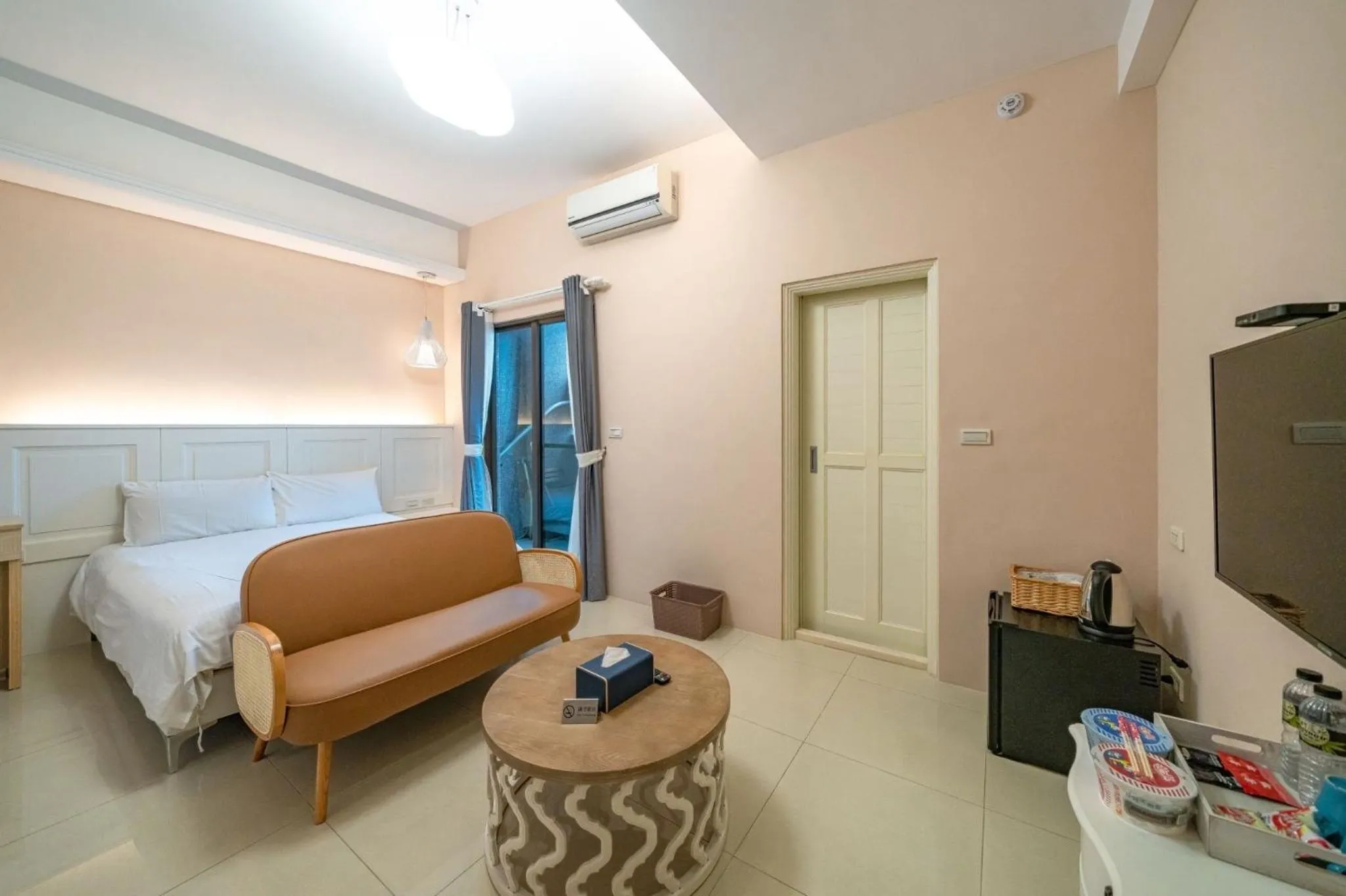 Bed in 咩咩不是羊民宿Mieh's Inn 花蓮市區 電梯 寵物友善民宿