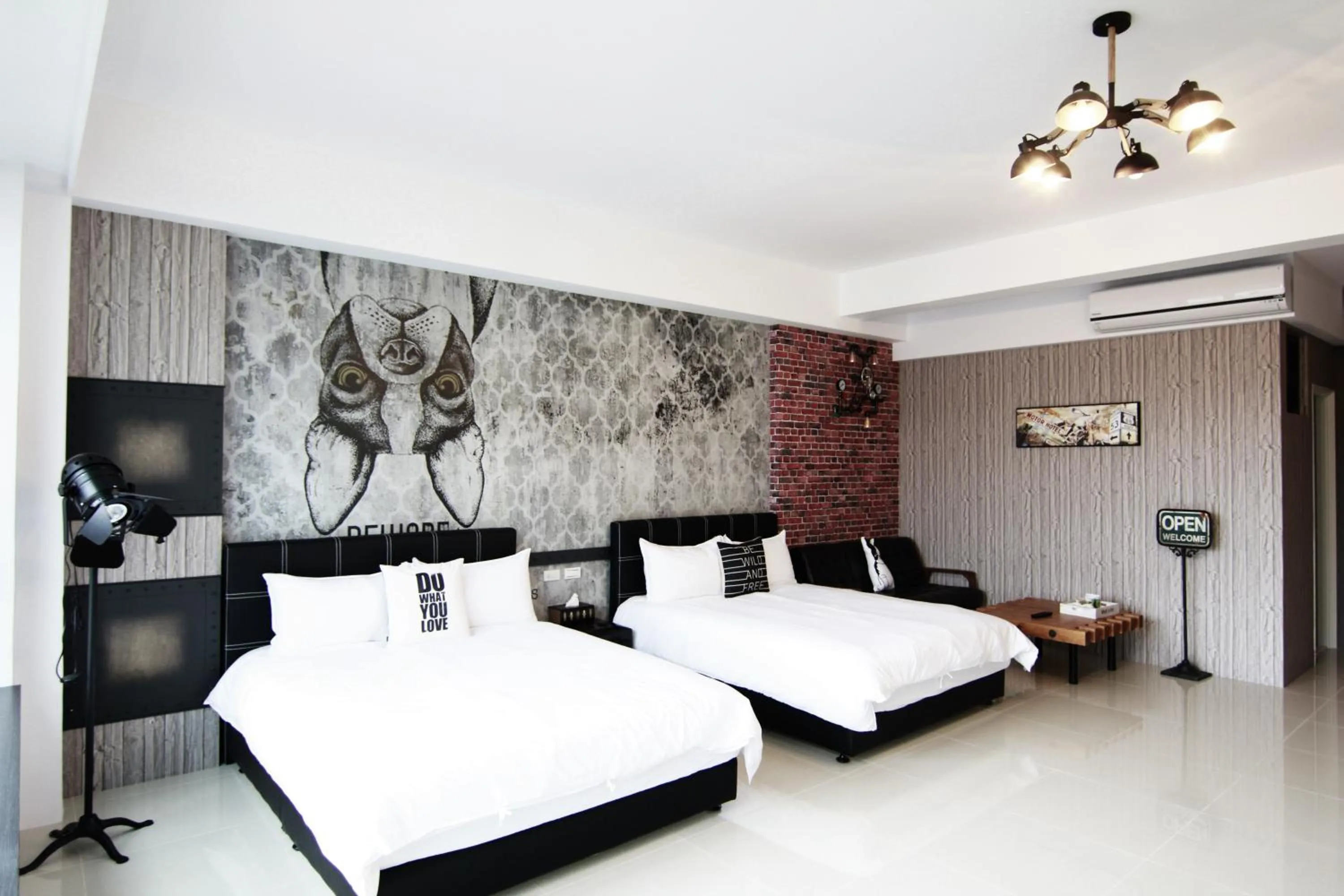 Bedroom, Bed in 咩咩不是羊民宿Mieh's Inn 花蓮市區 電梯 寵物友善民宿