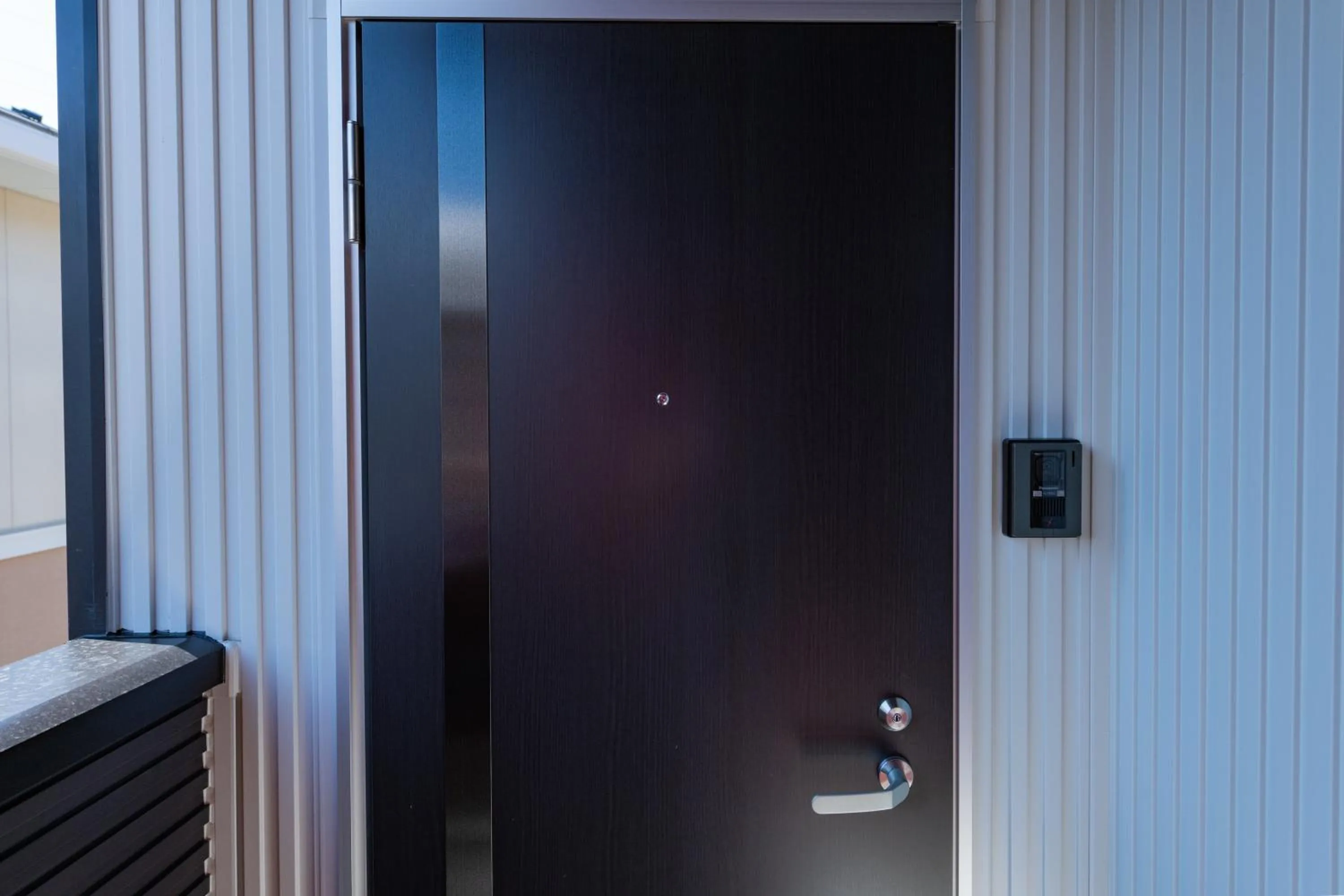 Property building in Tomareru Himitsukichi L-Base