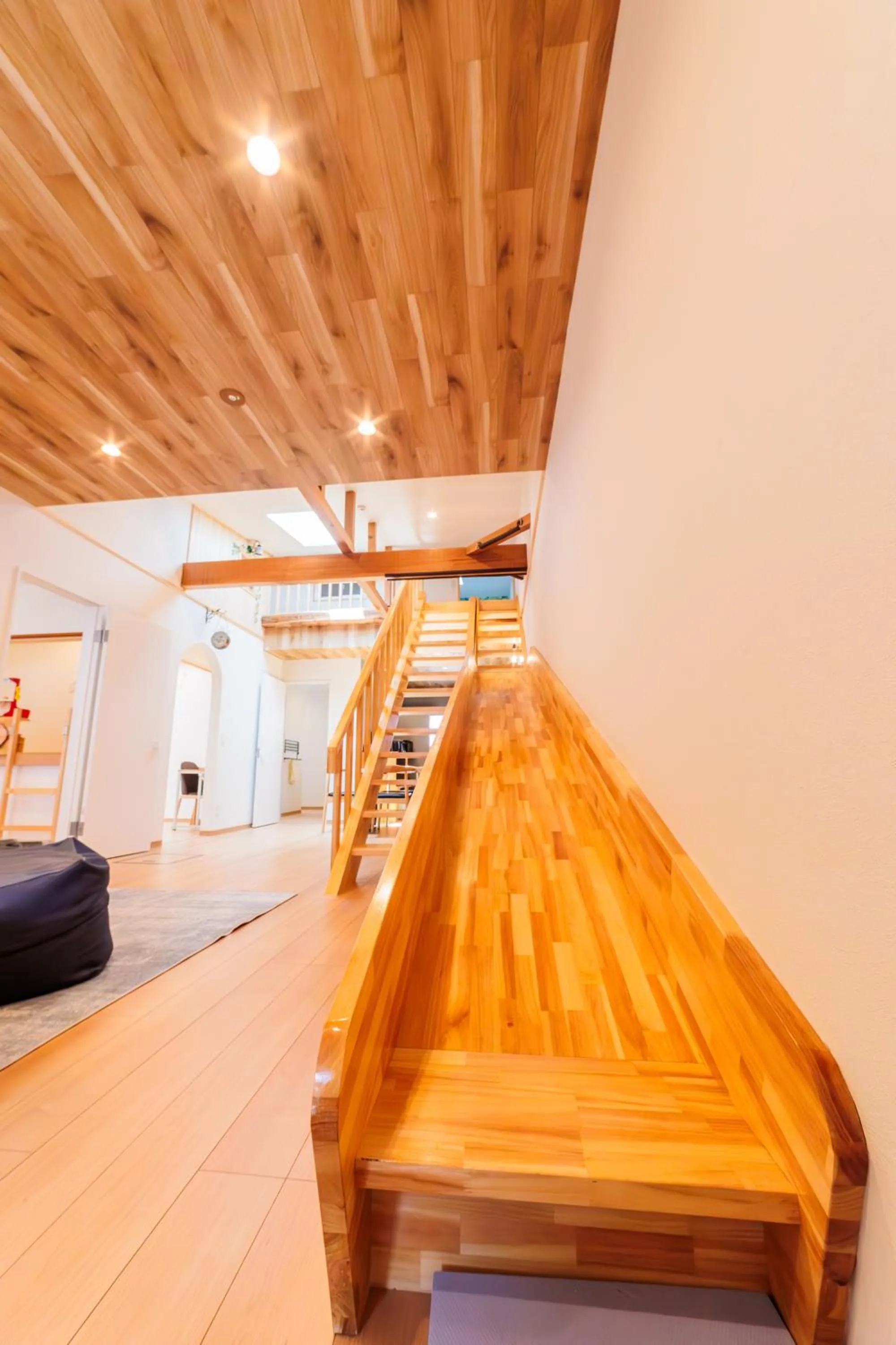 Living room in Tomareru Himitsukichi L-Base