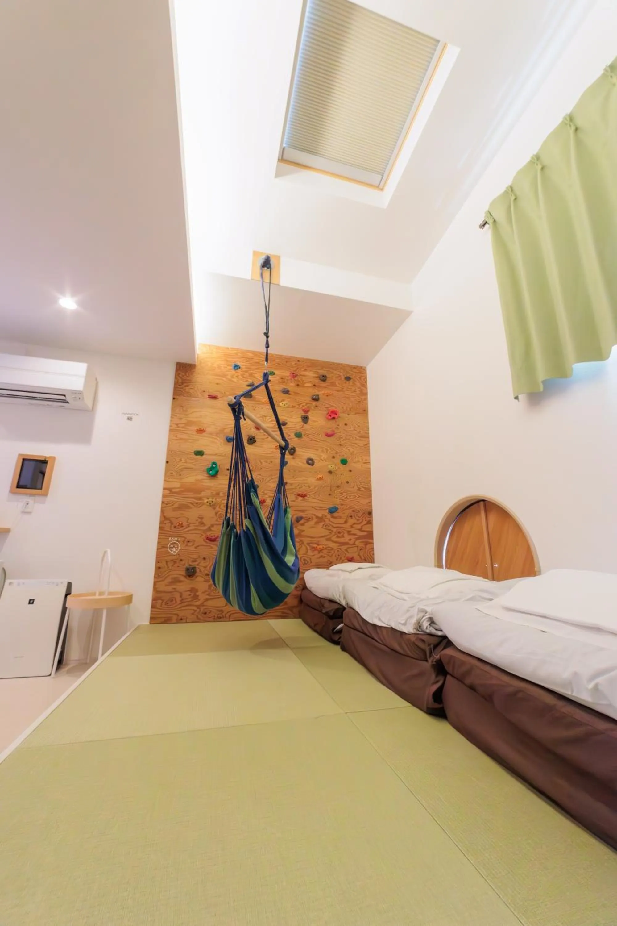 Photo of the whole room, Bed in Tomareru Himitsukichi L-Base