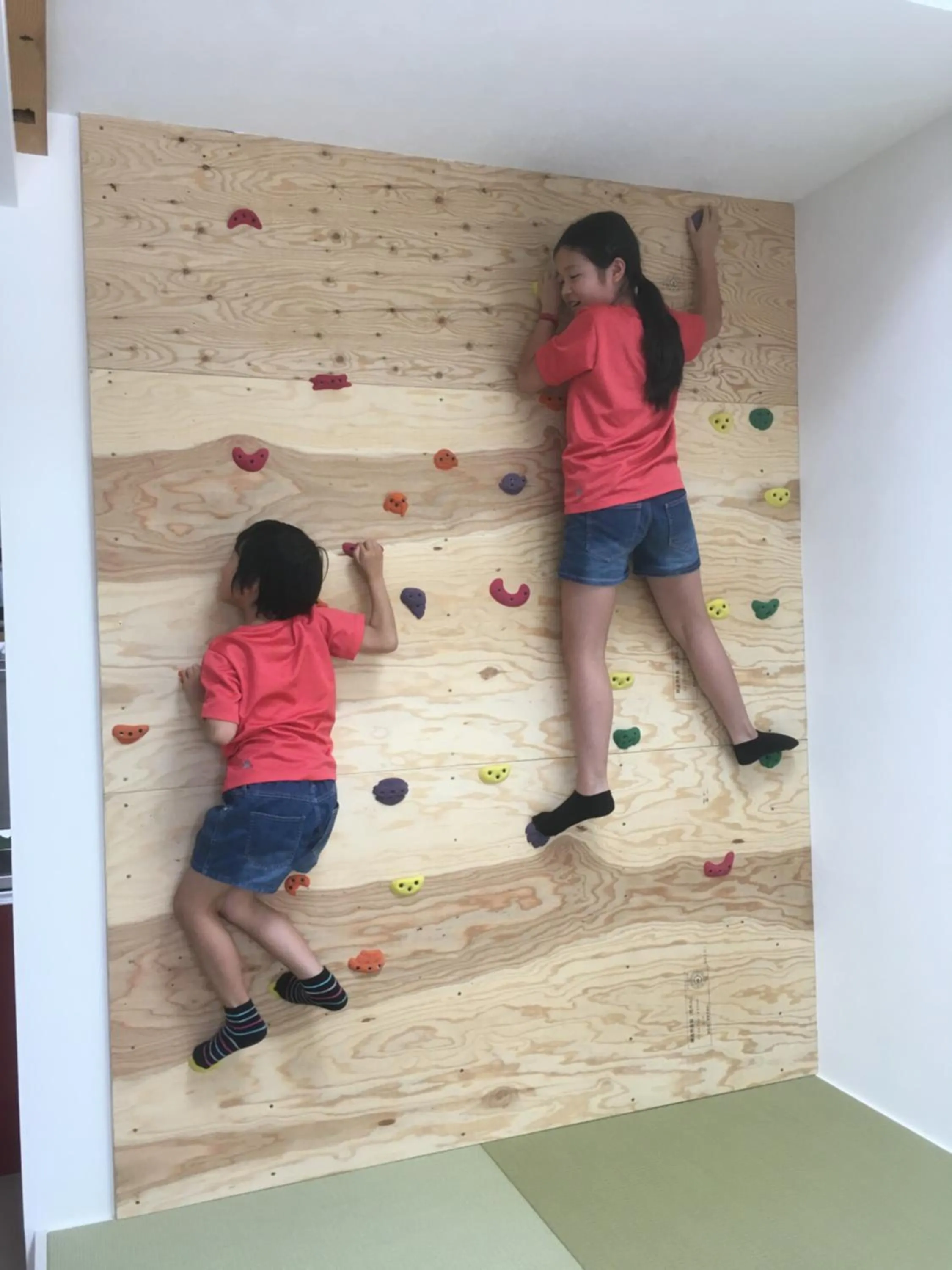 Photo of the whole room in Tomareru Himitsukichi L-Base