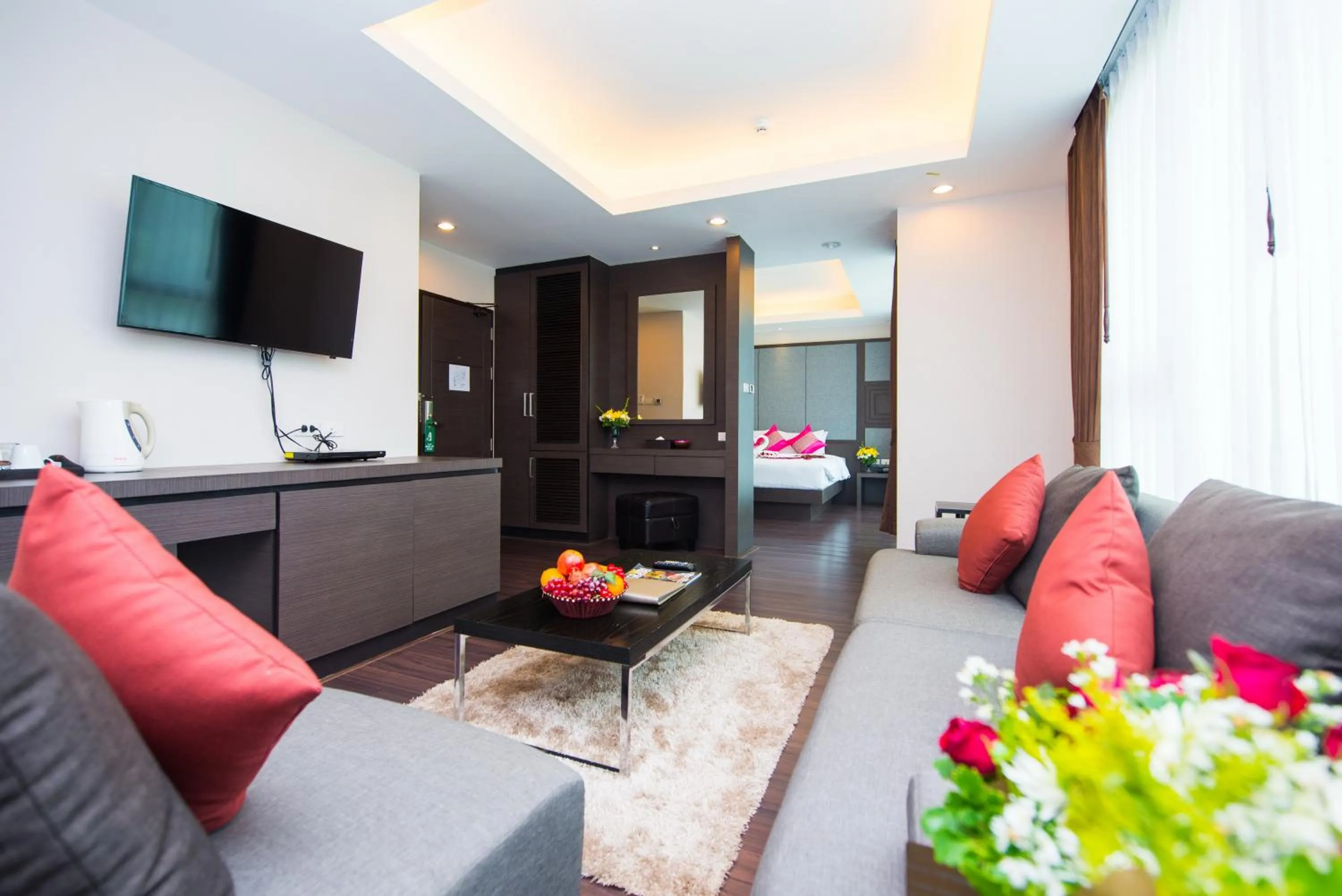 Photo of the whole room in Tetris Hotel